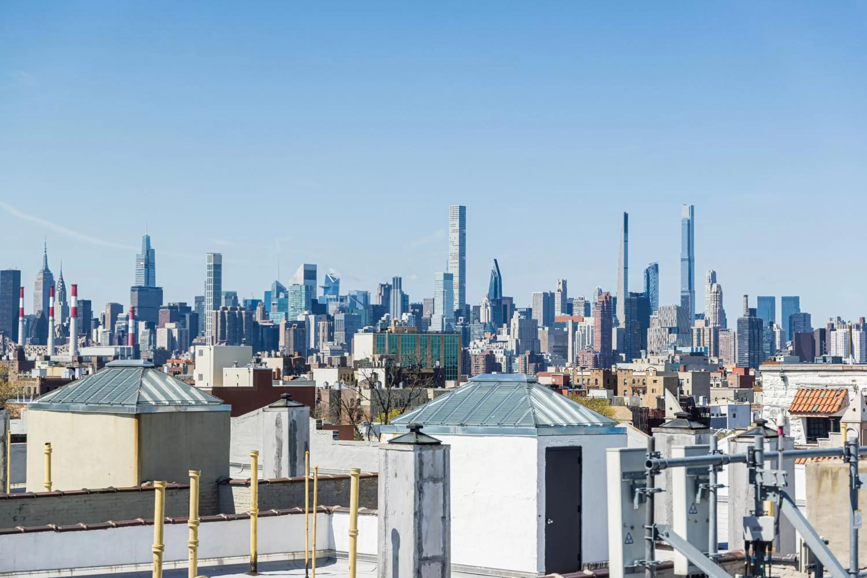 City view in Astoria Inn LaGuardia Hotel