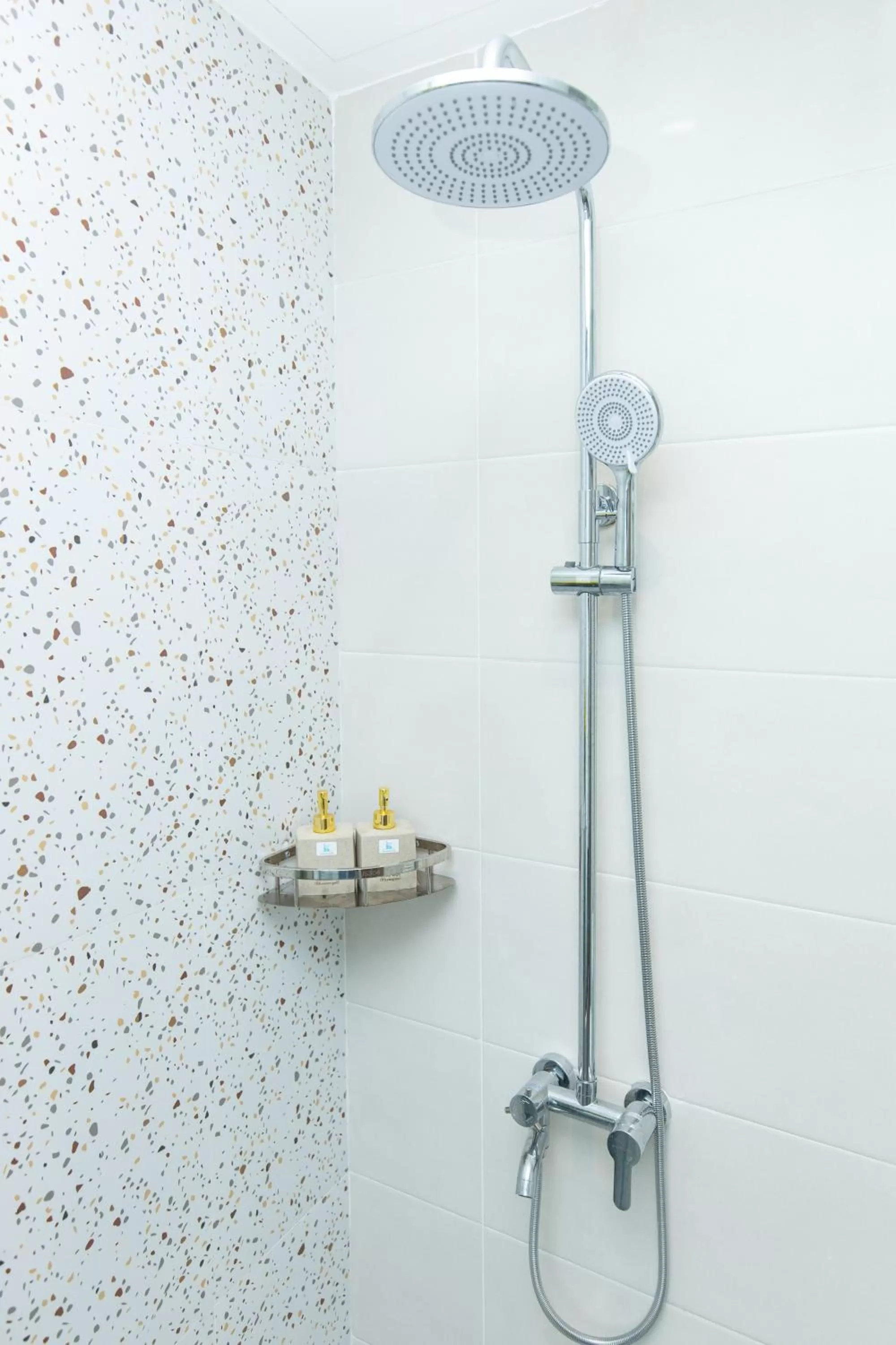 Shower in BOBO Boutique Hotel