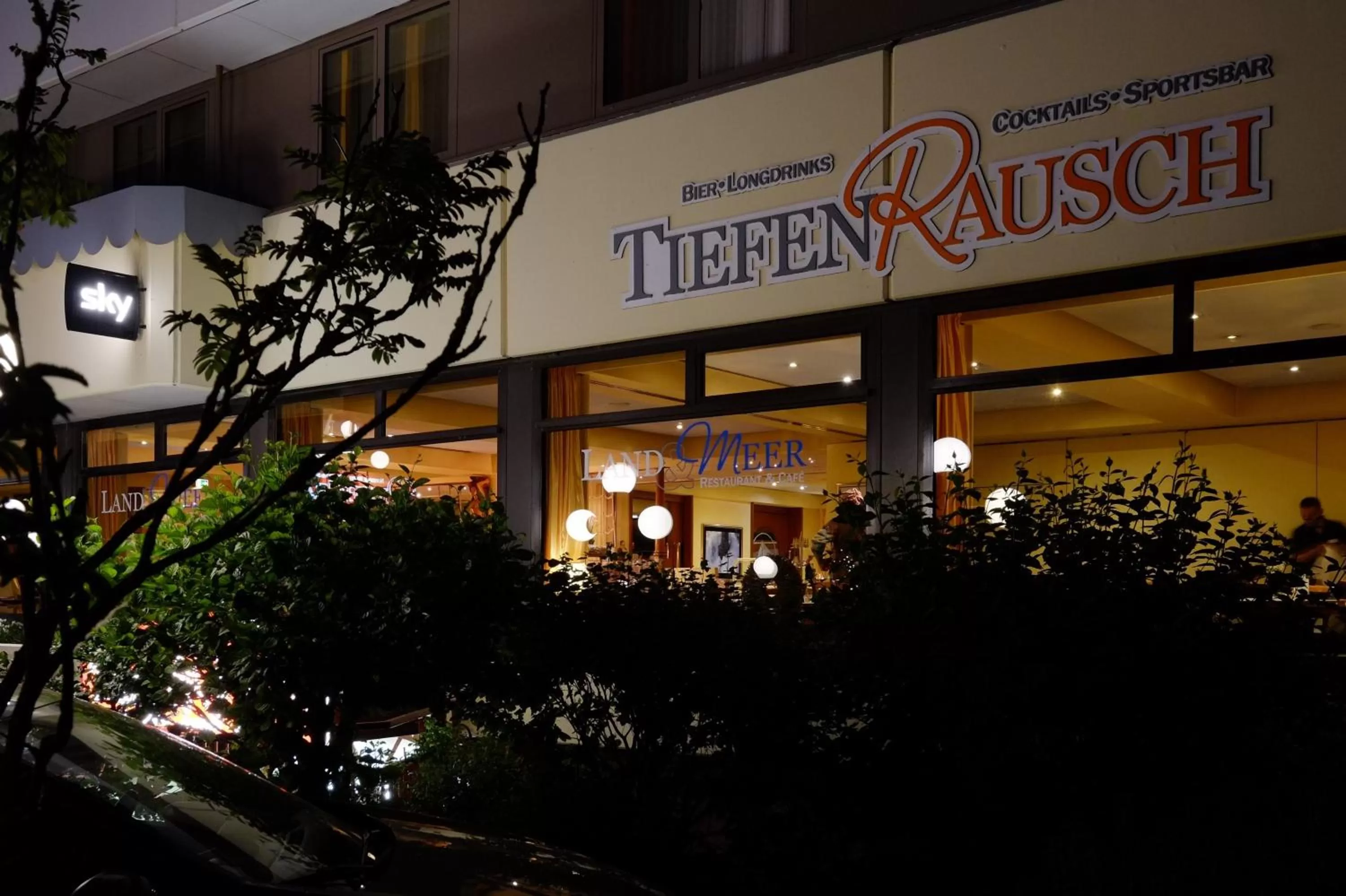 Facade/entrance in Hotel Deichgraf