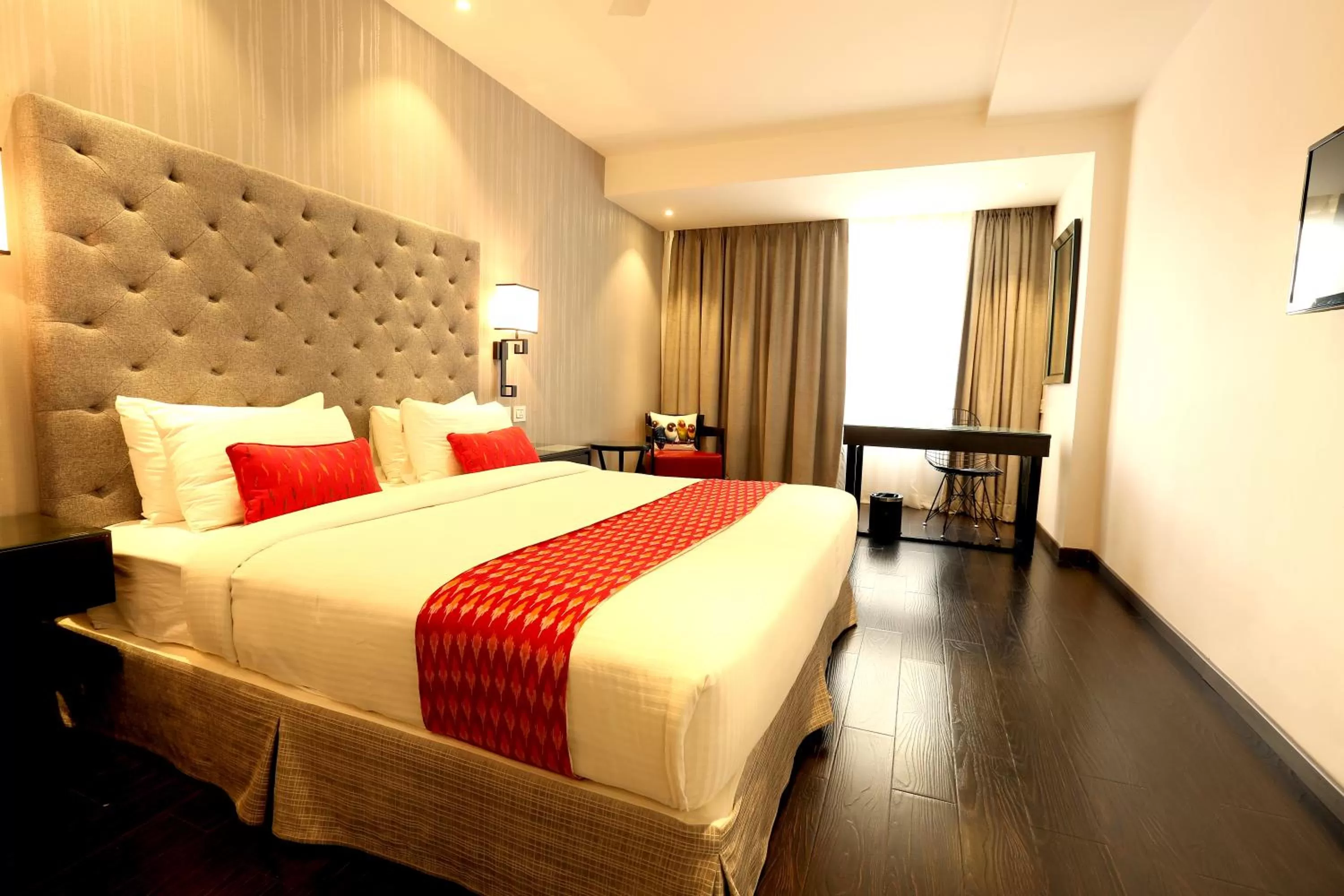 Bedroom, Bed in Hotel Deccan Serai, HITEC CITY, HYDERABAD