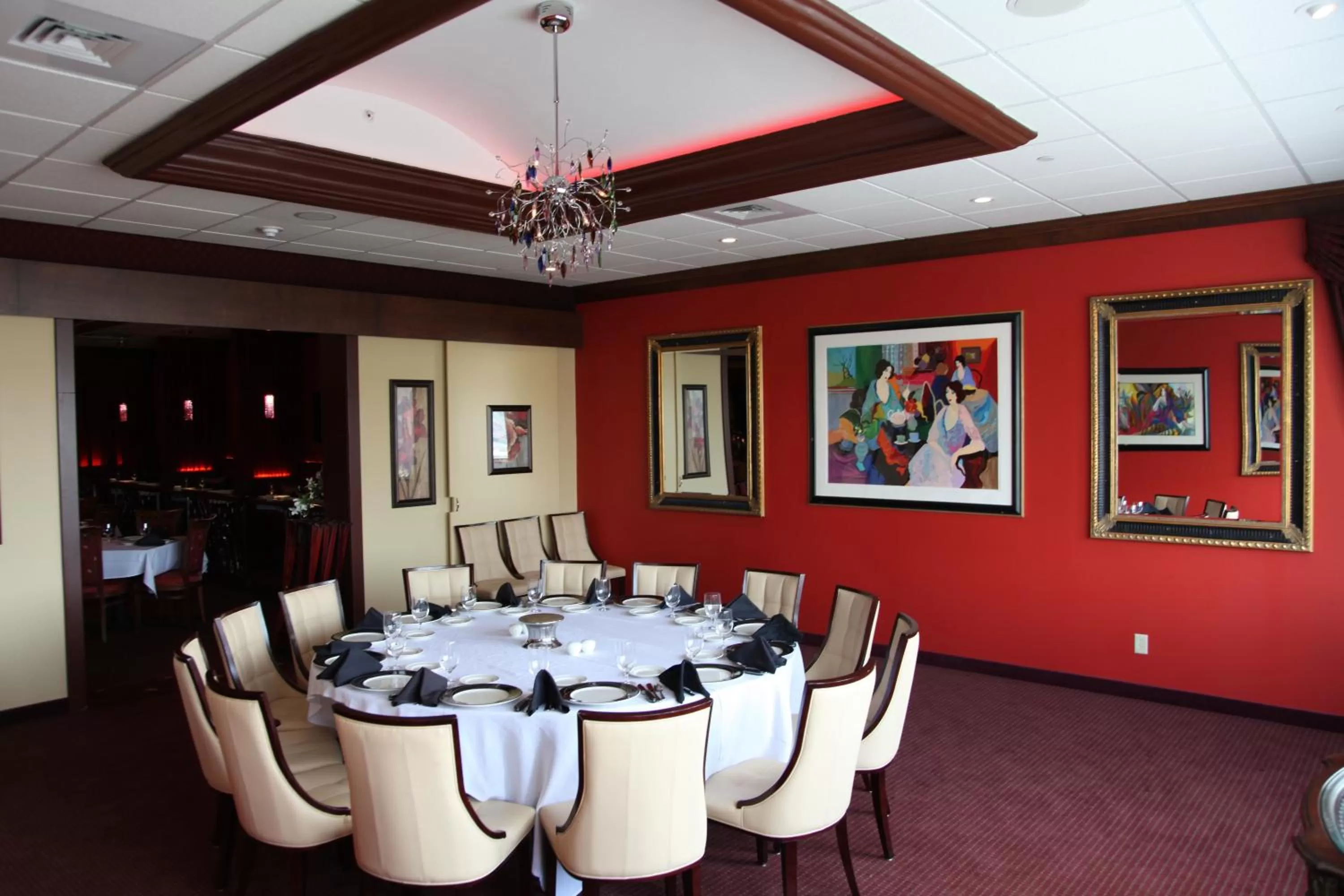 Banquet/Function facilities in Salvatores Grand Hotel