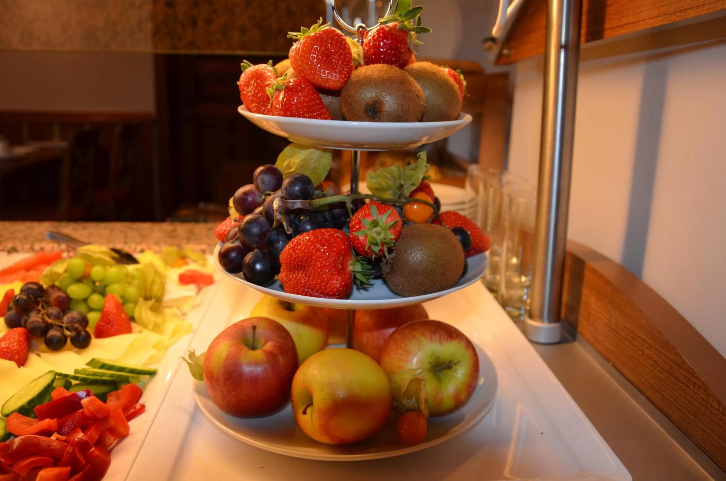 Buffet breakfast in Thalinger Hof