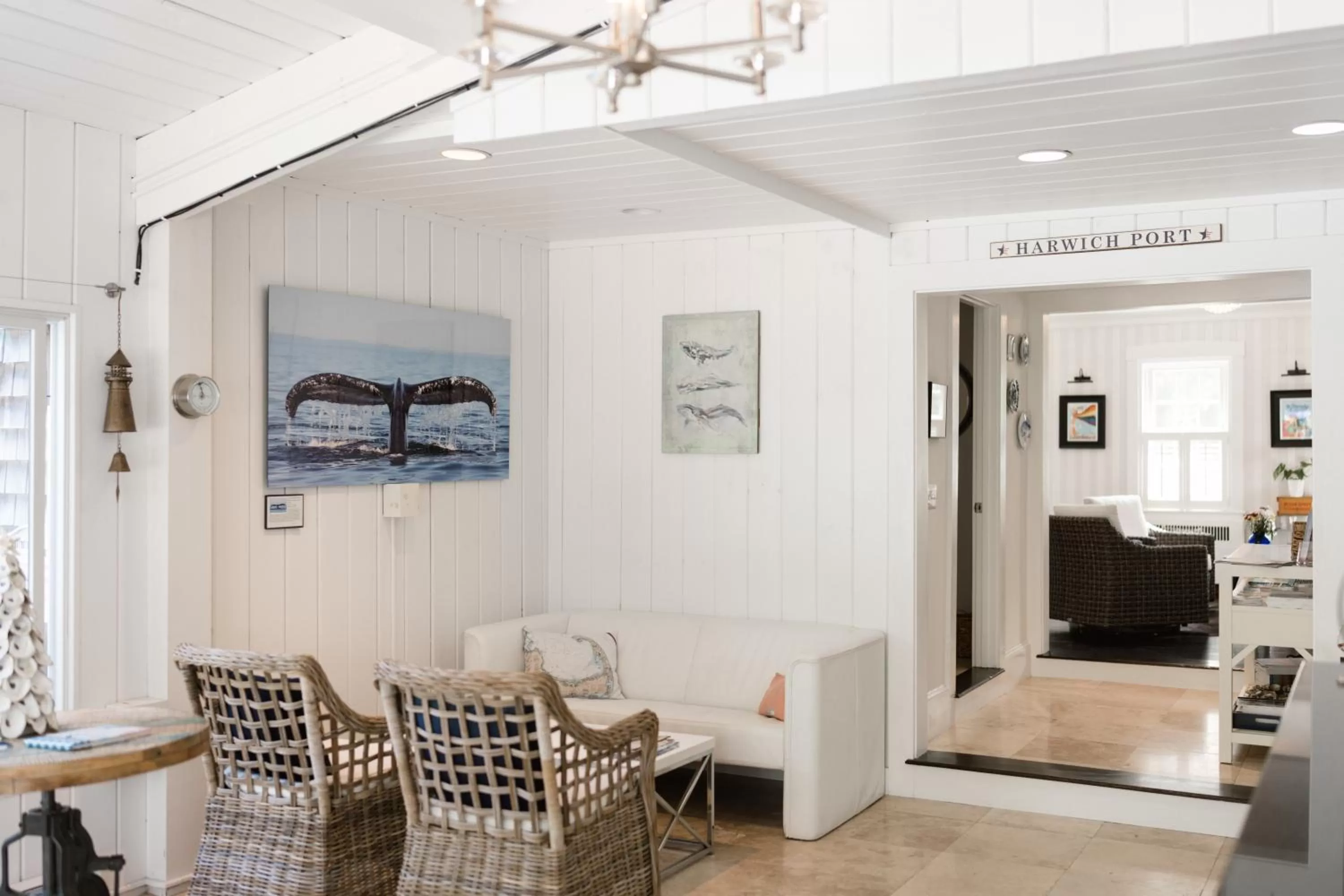 Communal lounge/ TV room, Dining Area in The Platinum Pebble Boutique Inn - Adults Only Property