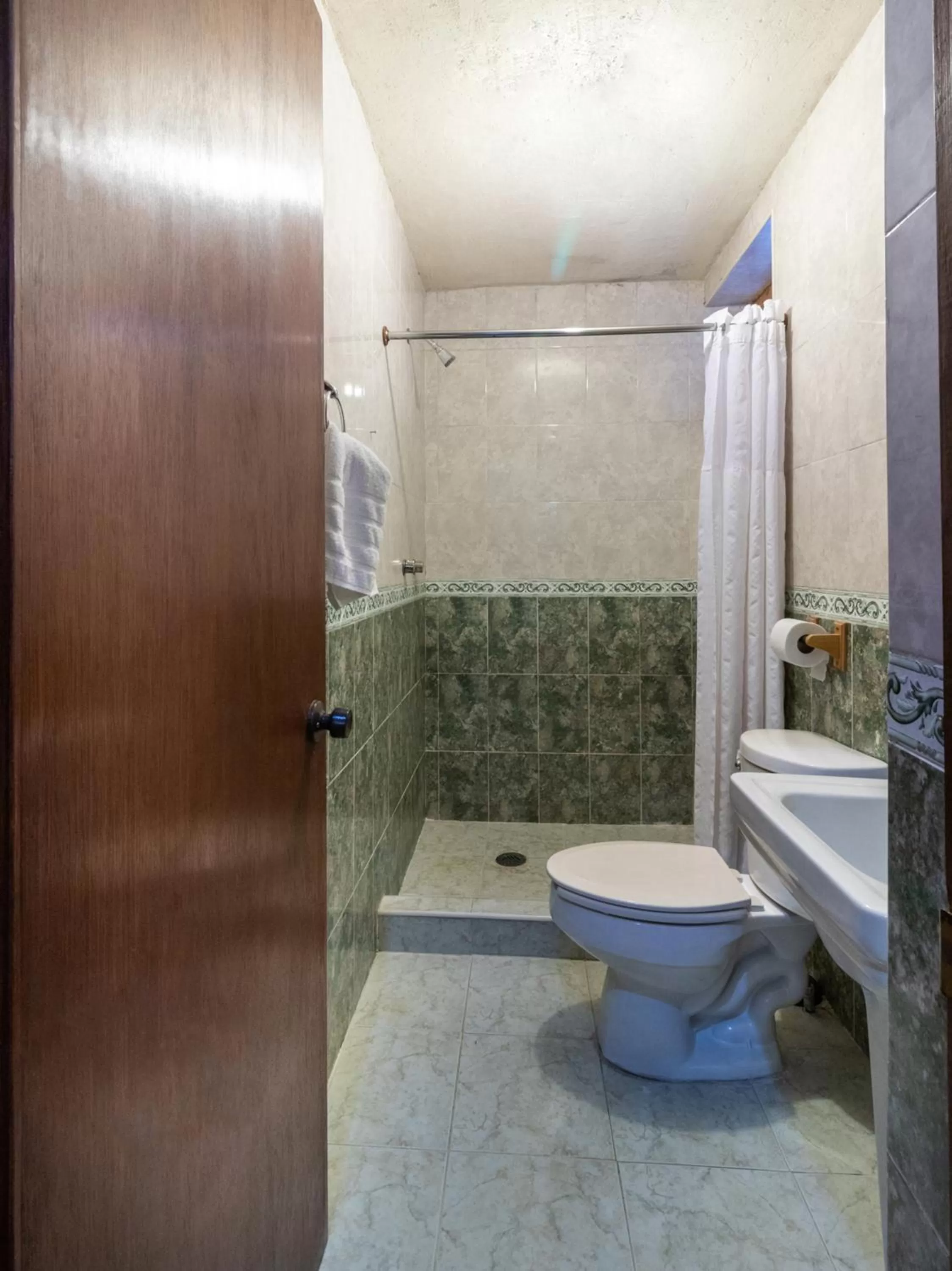 Bathroom in Hacienda Del Angel