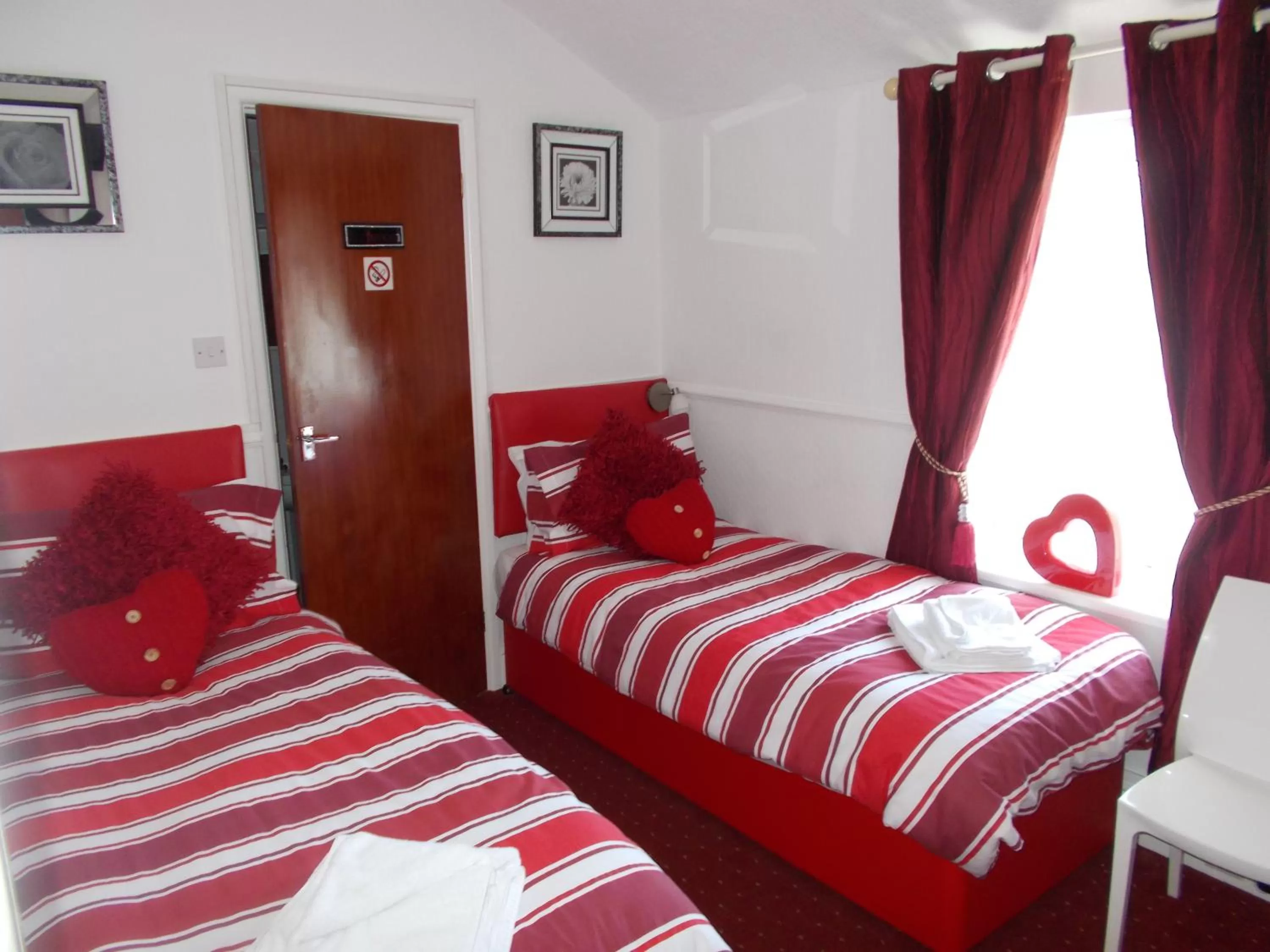 Bed in Delamere Hotel