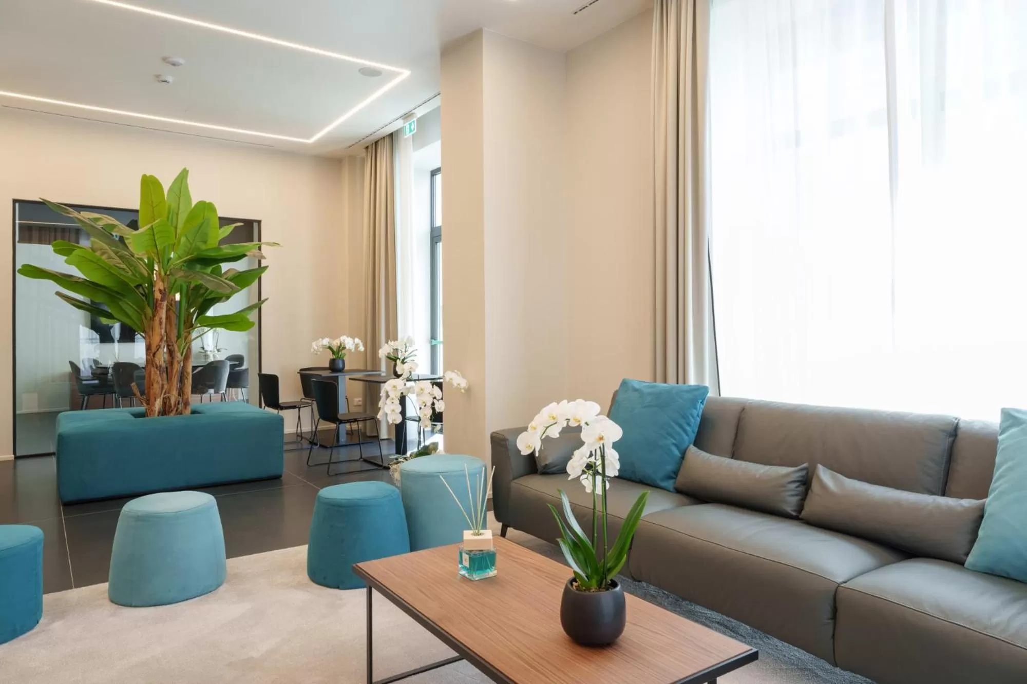 Communal lounge/ TV room in Vi Suites