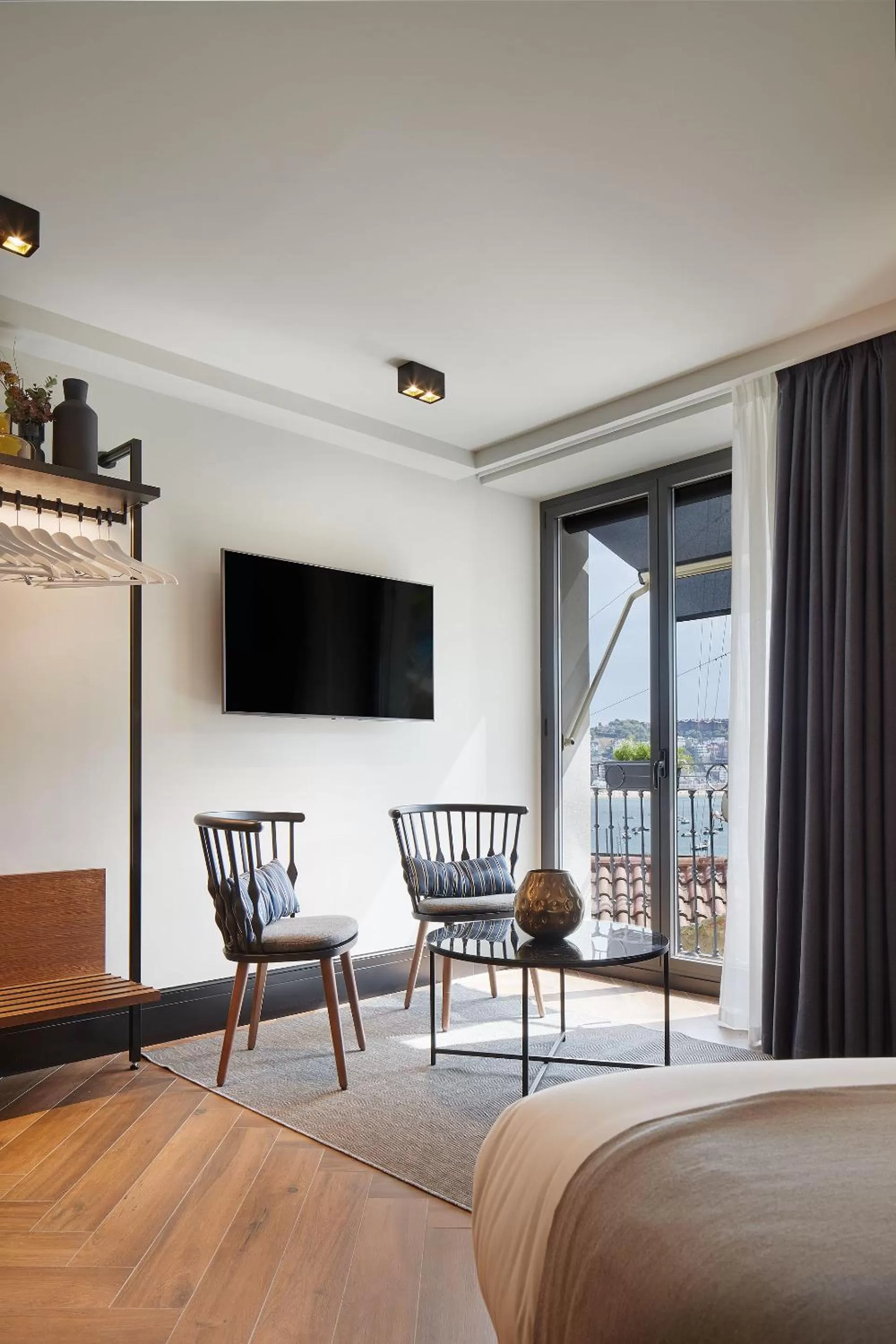 Decorative detail, Bed in Hotel SANSEbay