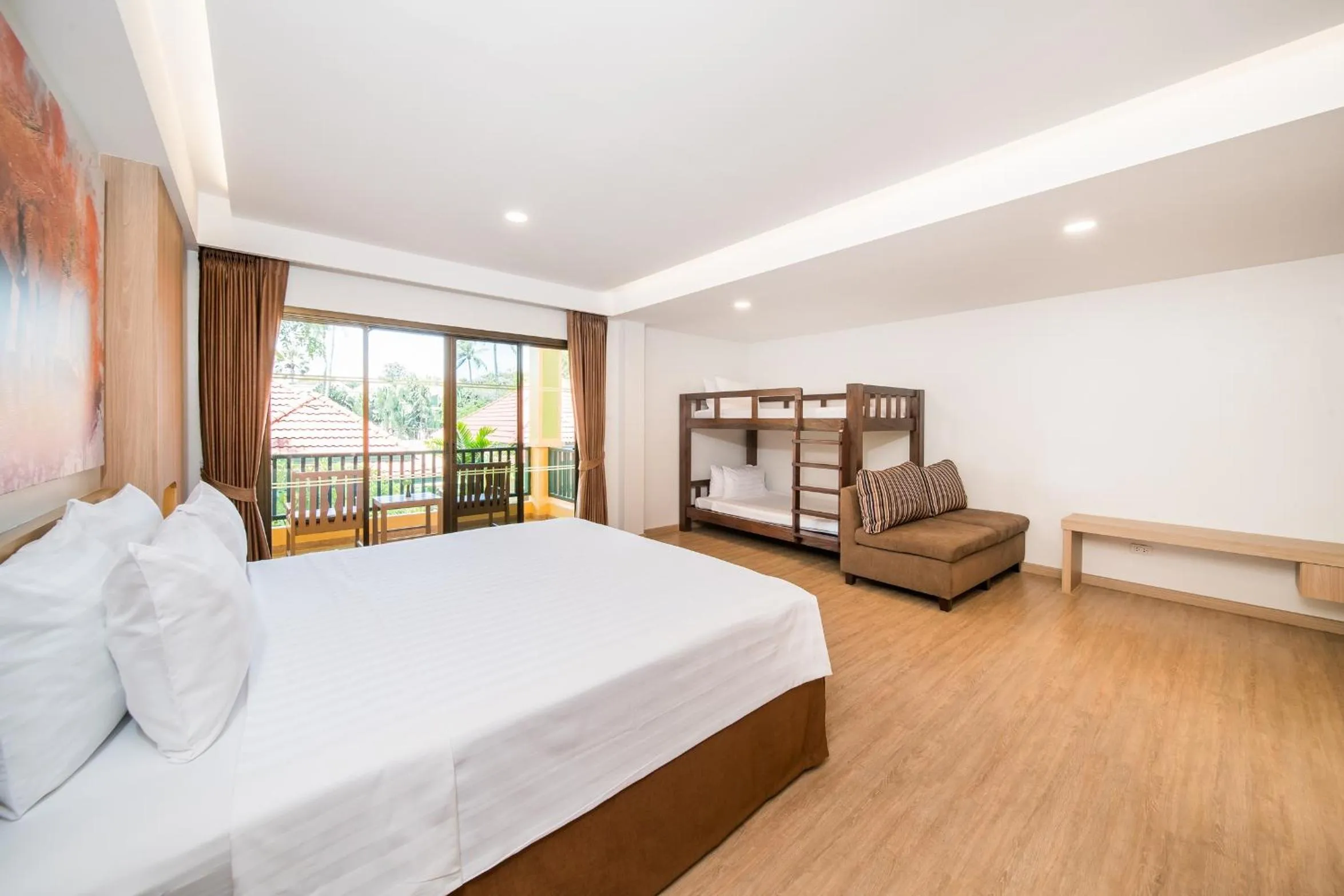 Photo of the whole room, Bed in Chaba Cabana Beach Resort