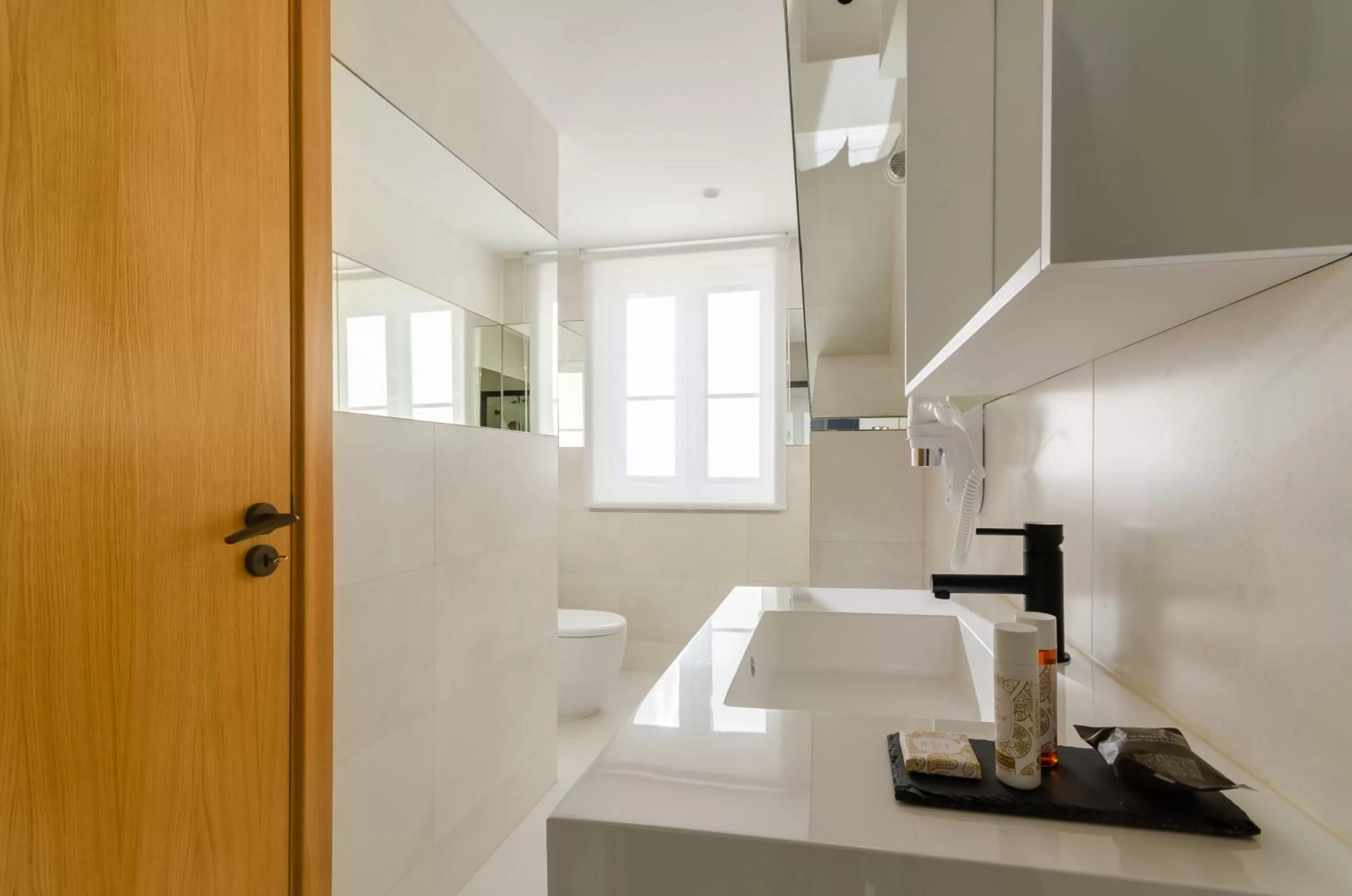 Bathroom in Rossio Plaza Hotel