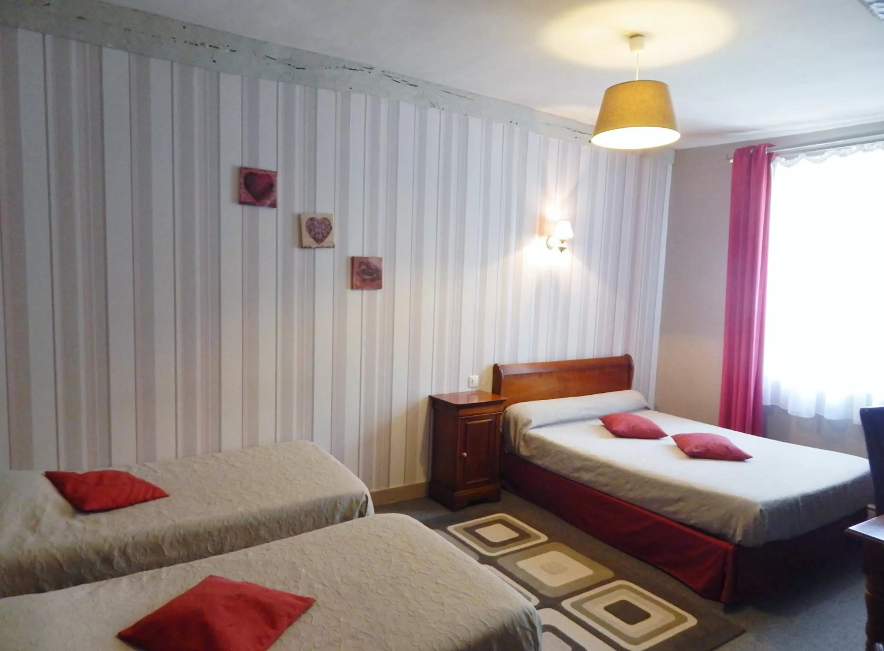 Street view, Bed in Hotel Restaurant Le Cygne