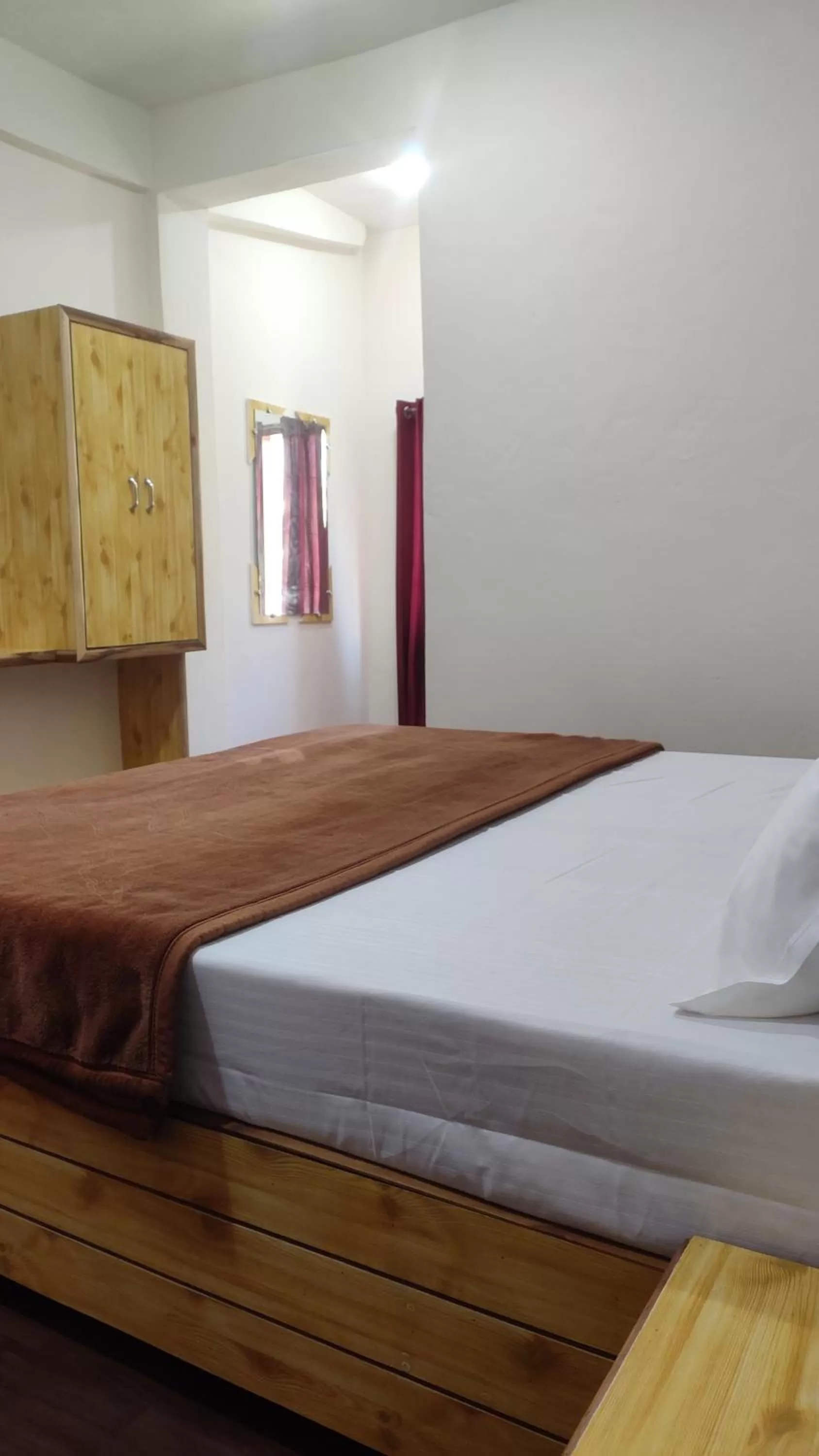Bedroom in The Prasher Lodge Mall Road Manali
