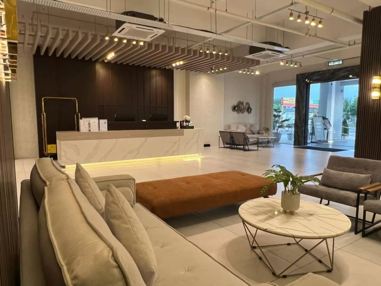 Property building in FUHOTEL