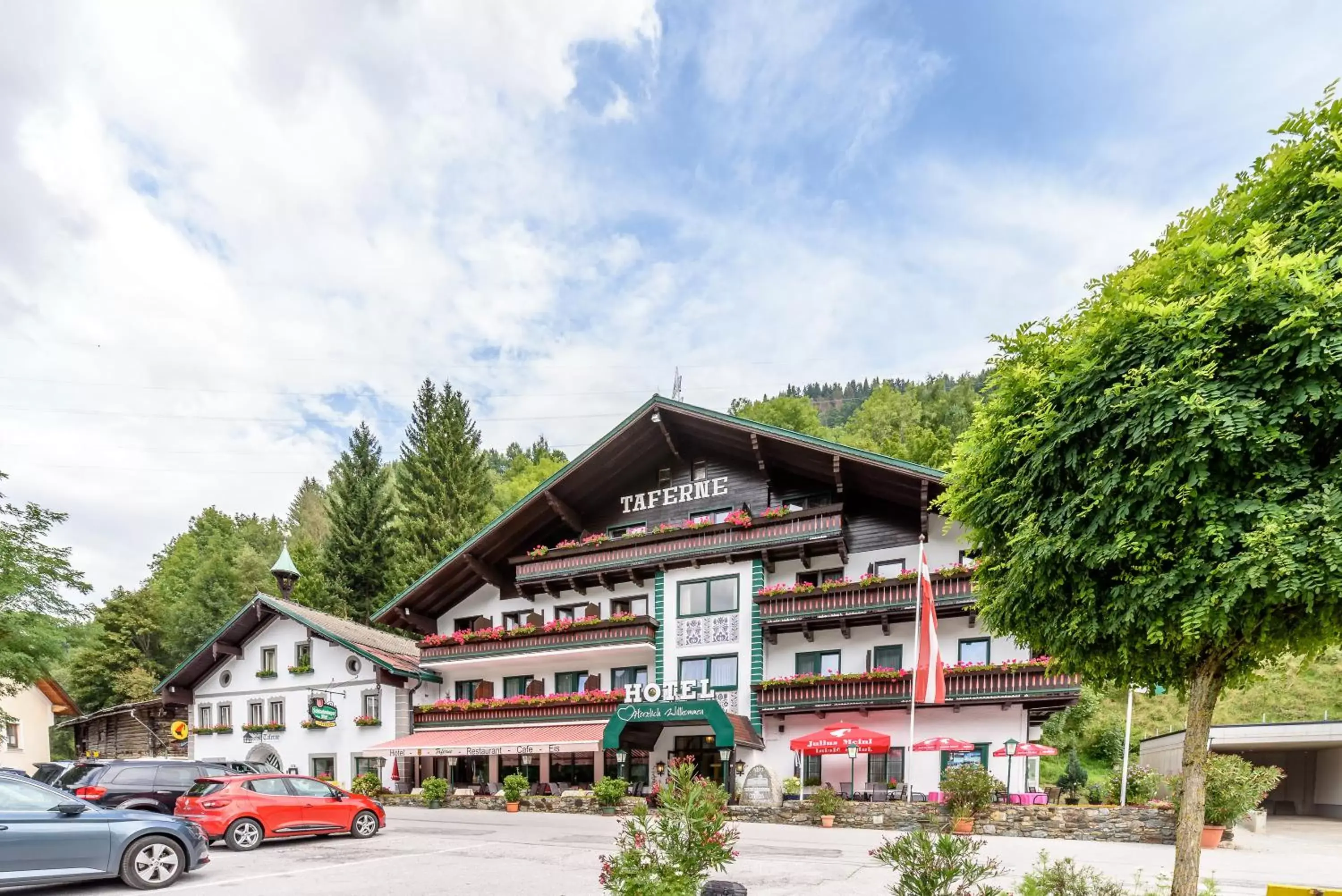 Hotel & Gasthof Taferne Hotel & Gasthof Taferne