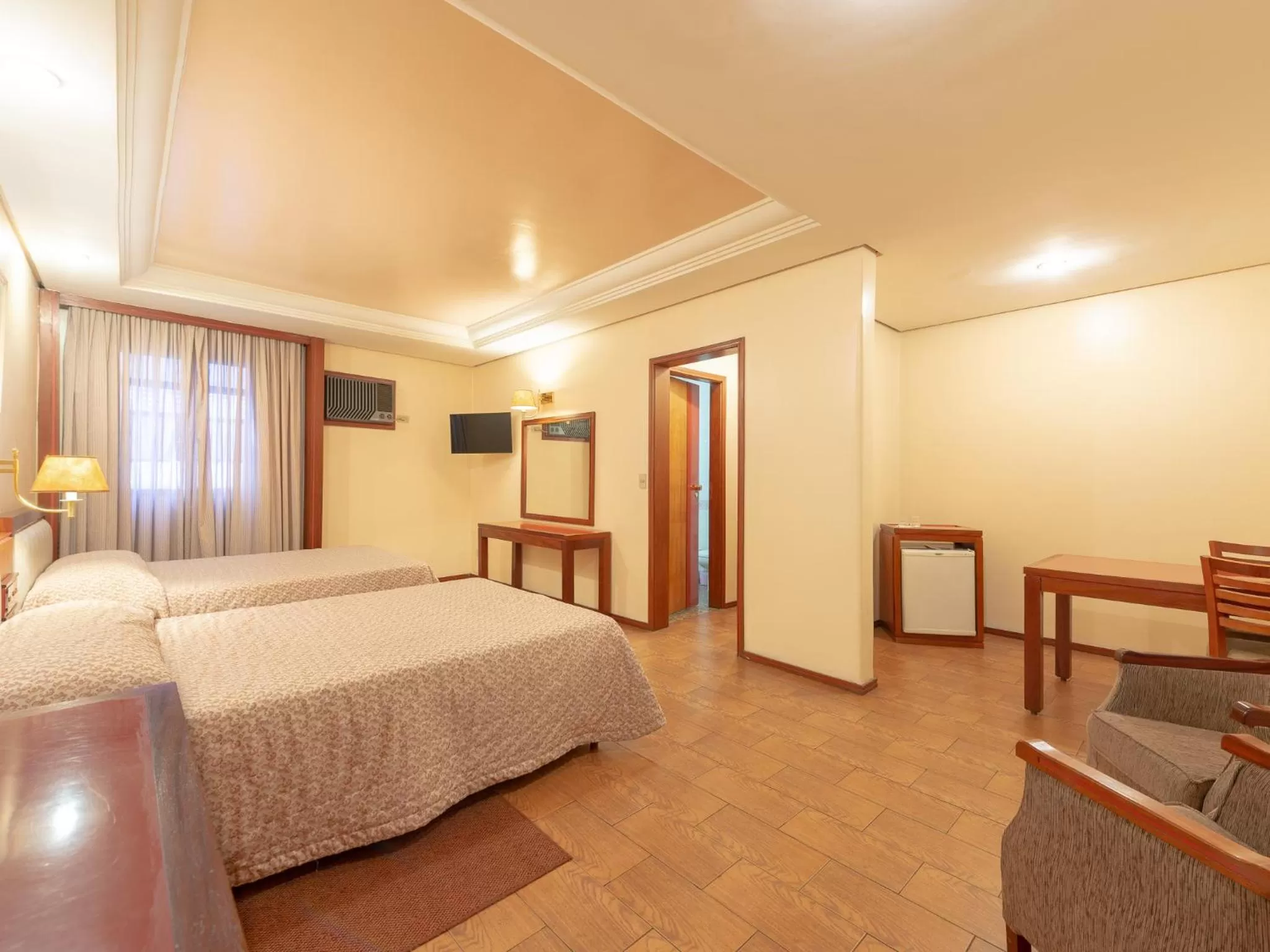 Photo of the whole room, Bed in Real Castilha Hotel