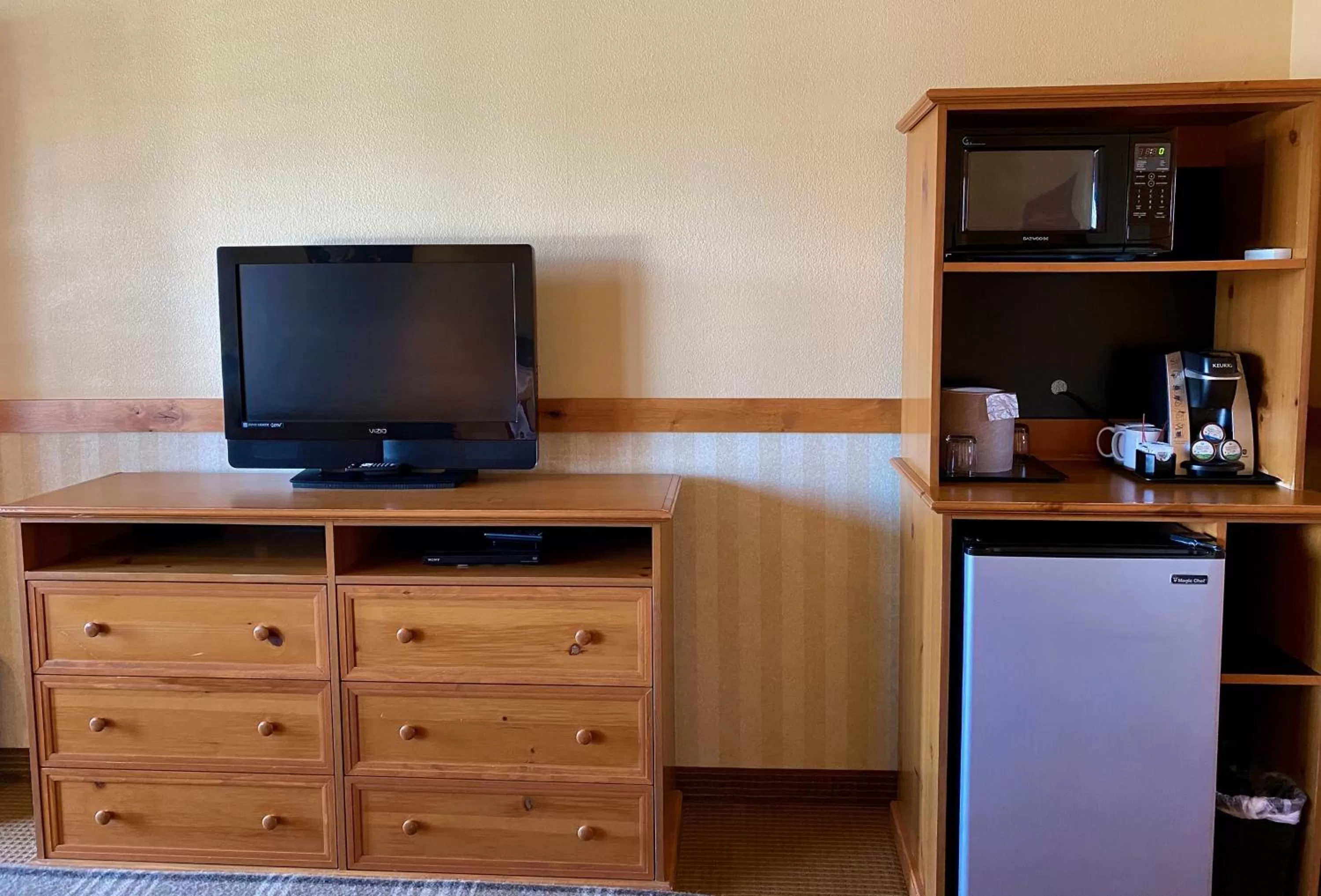 TV and multimedia in Cousin's Country Inn