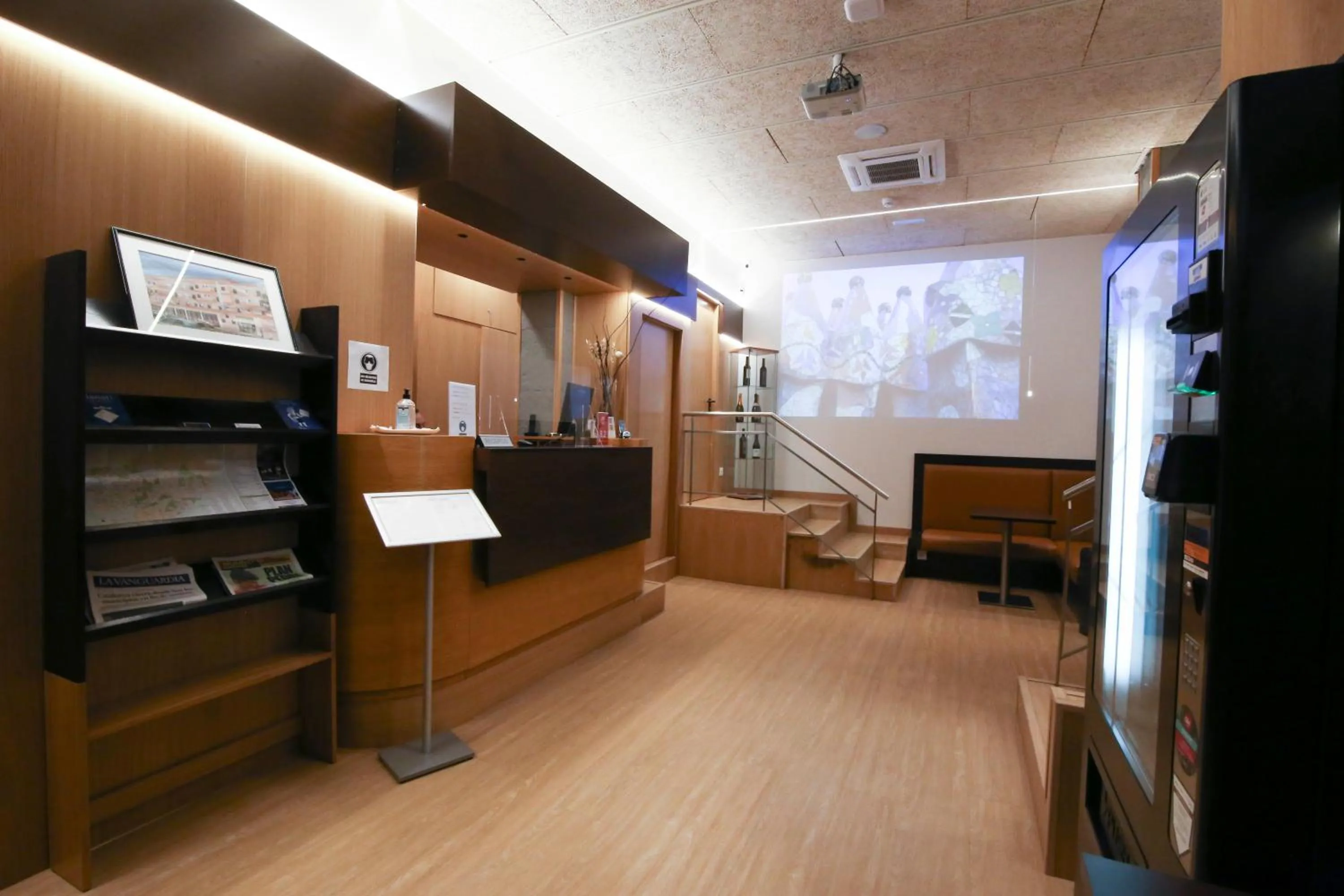 Lobby or reception in Hotel Esplugues