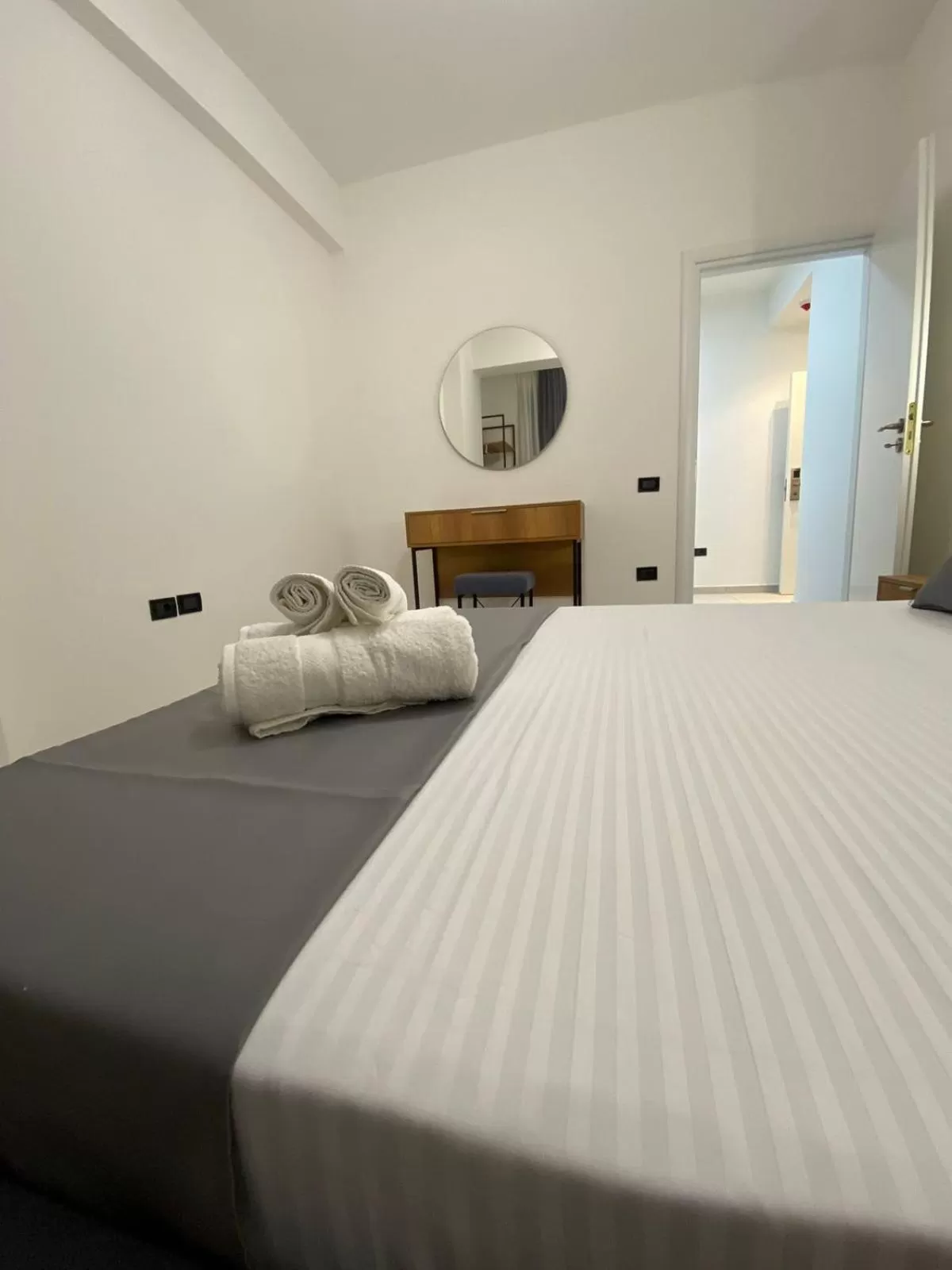 Photo of the whole room, Bed in Maor Hotel