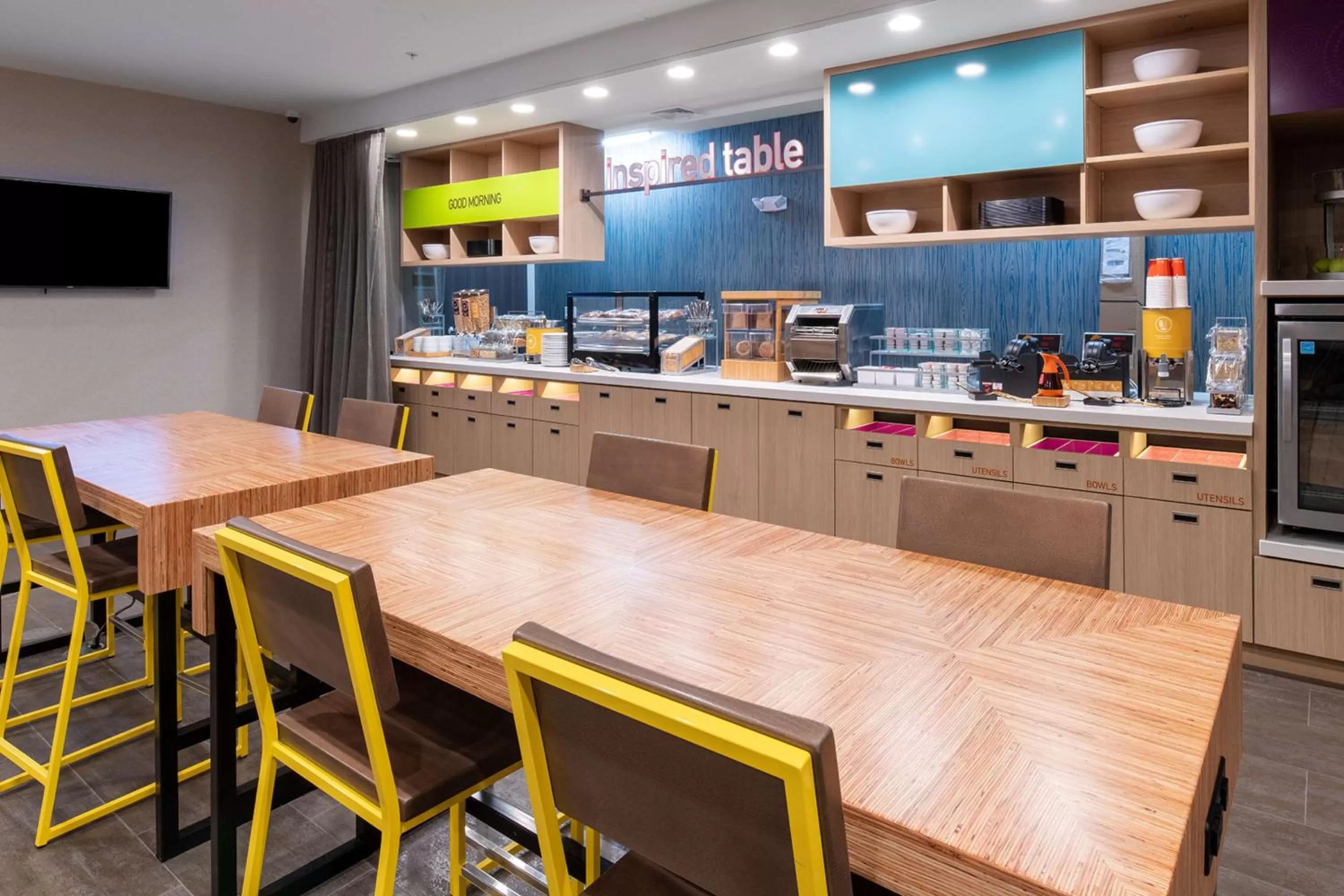 Breakfast in Home2 Suites By Hilton Raynham Taunton