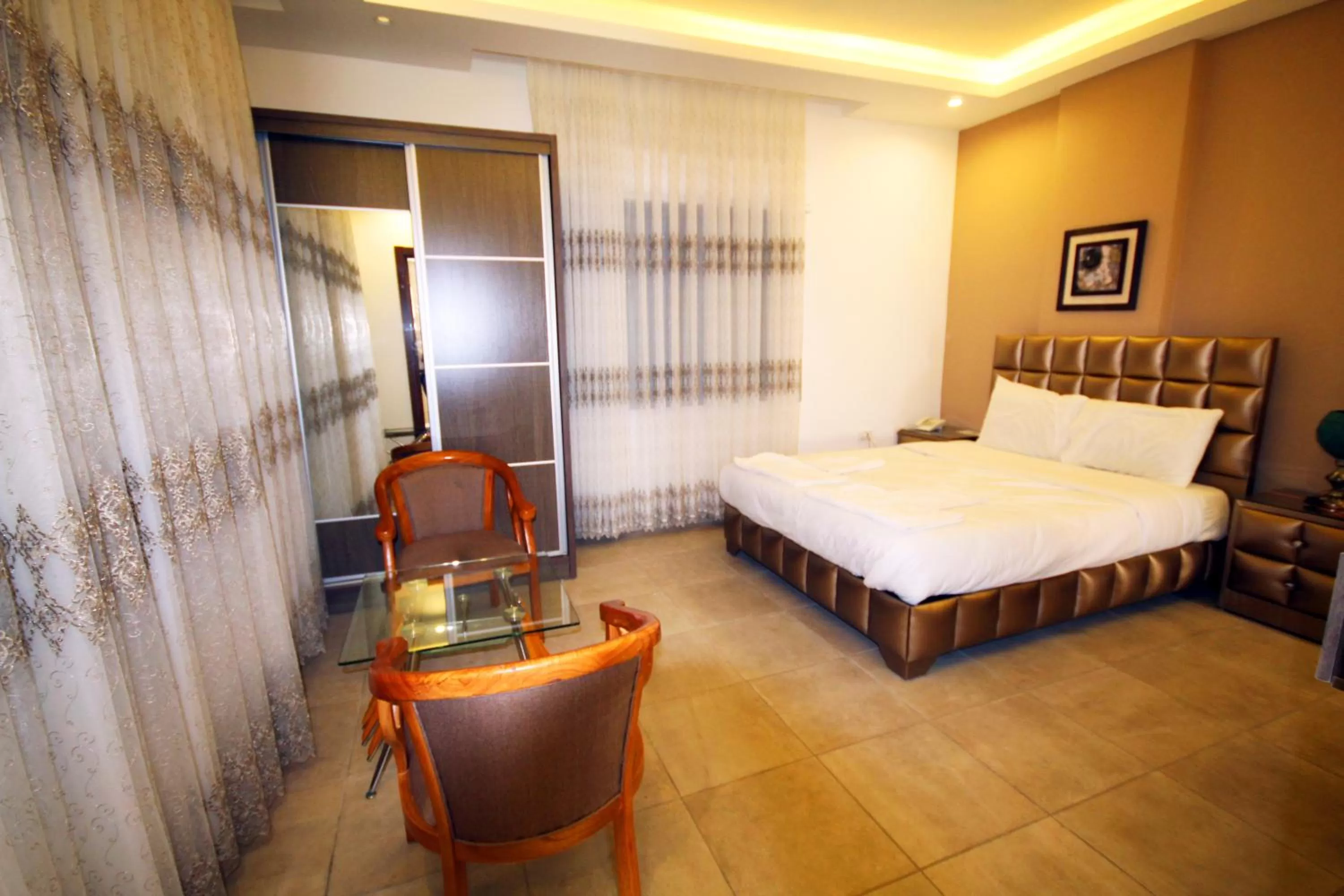 Bedroom, Bed in سما عمان للشقق الفندقية Sama Amman Hotel Apartments
