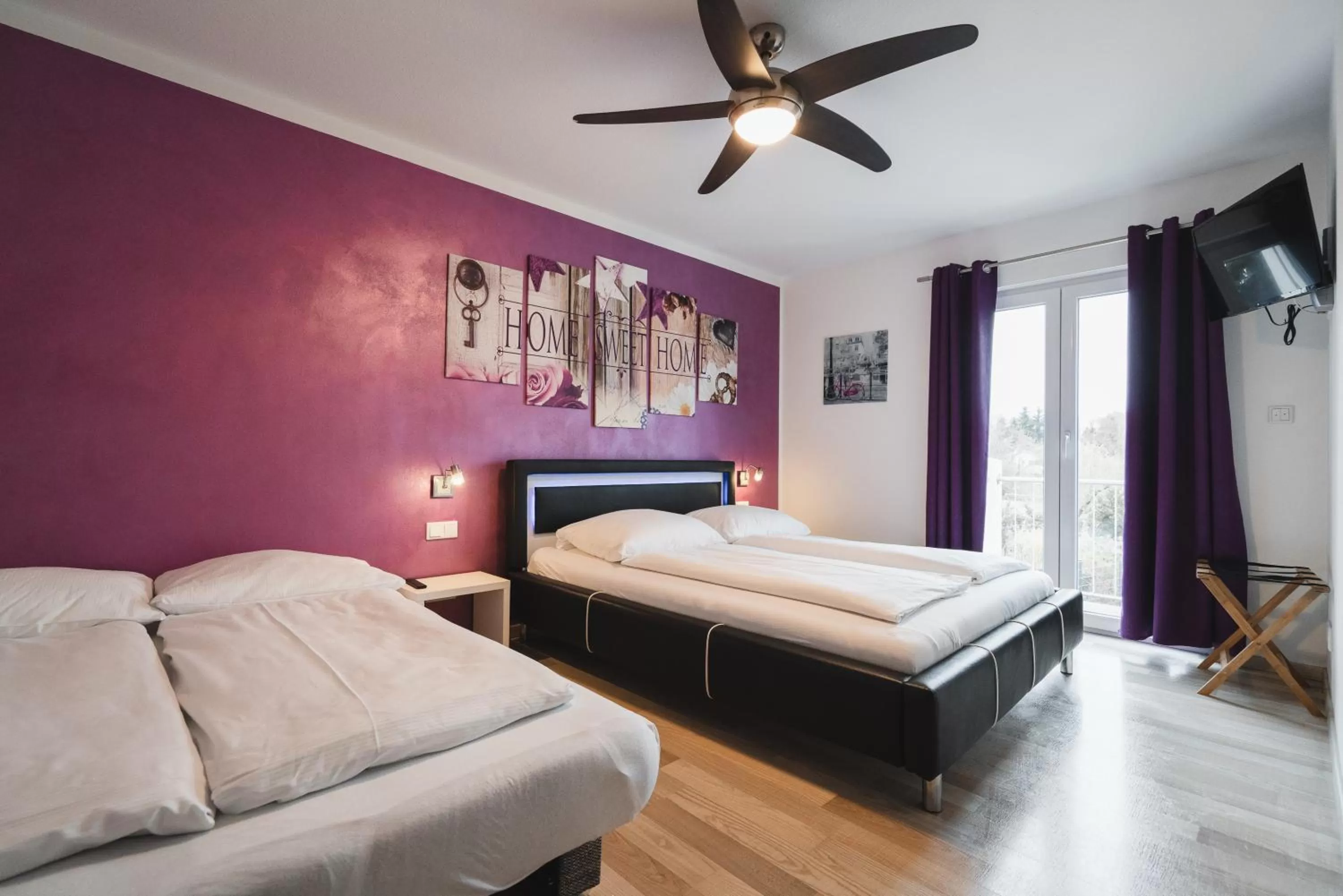 Bed in Park Hotel & Gästehaus Rust