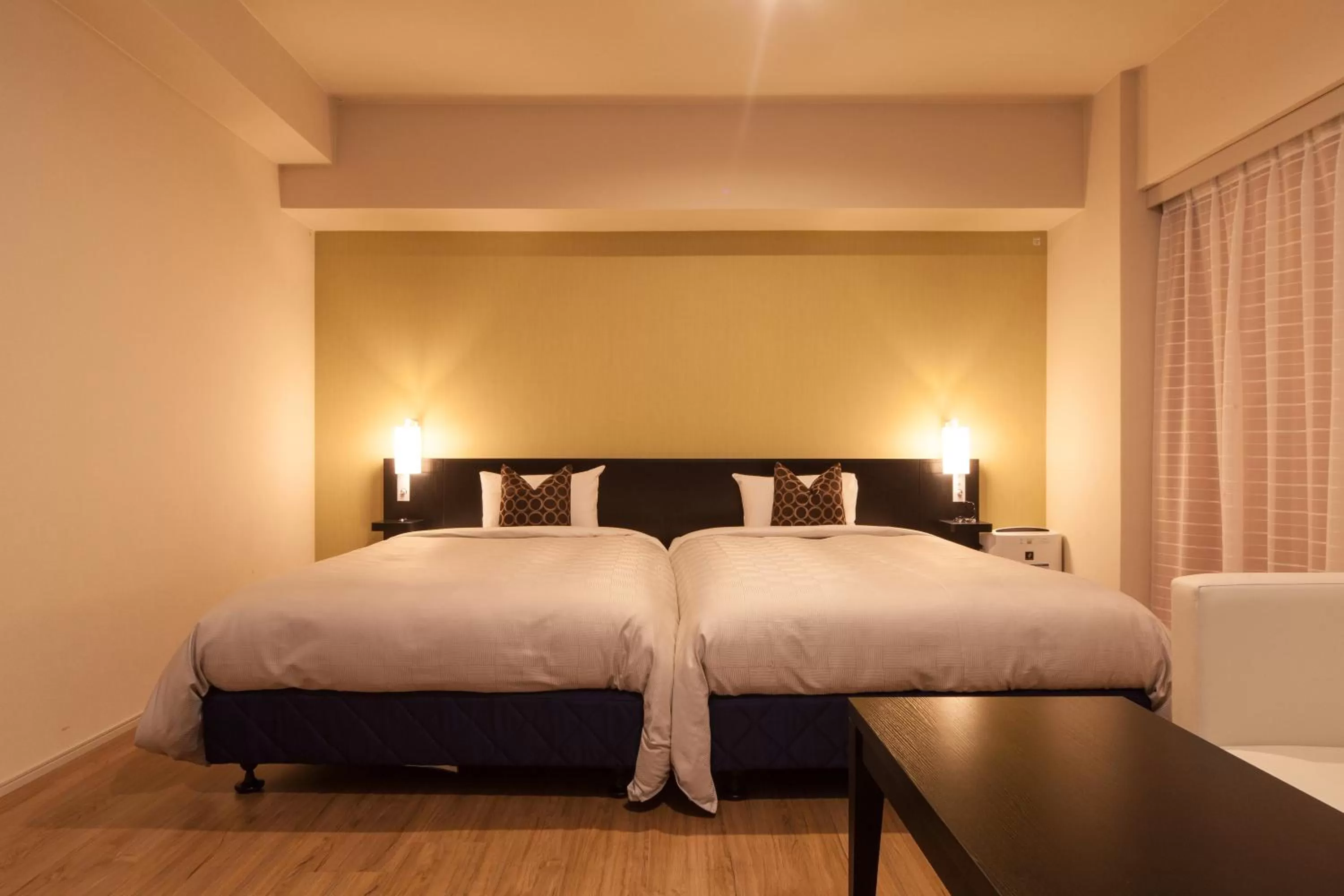 Photo of the whole room, Bed in Sakura Terrace