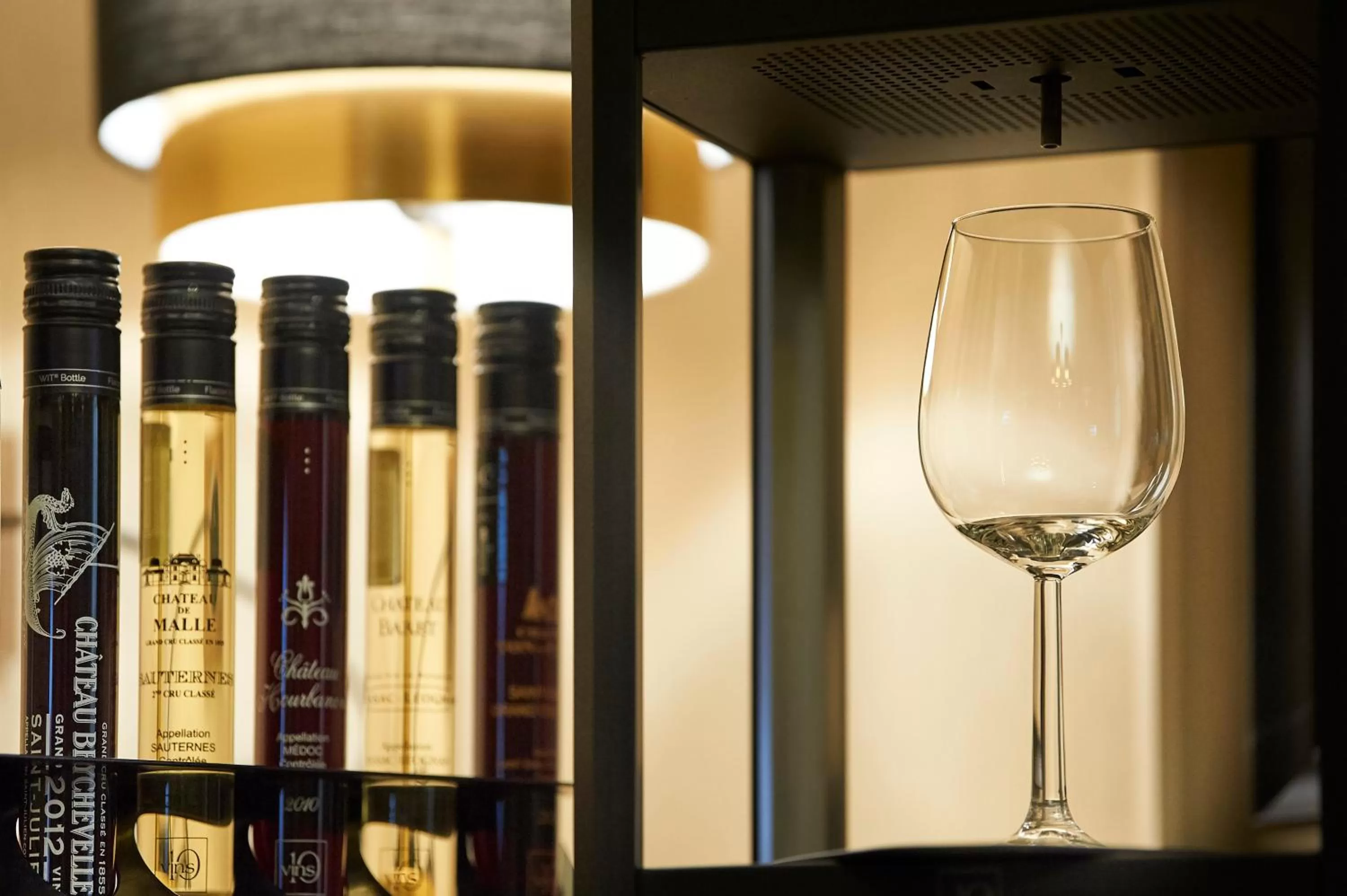 Alcoholic drinks in Best Western Premier HBEO Bordeaux Centre