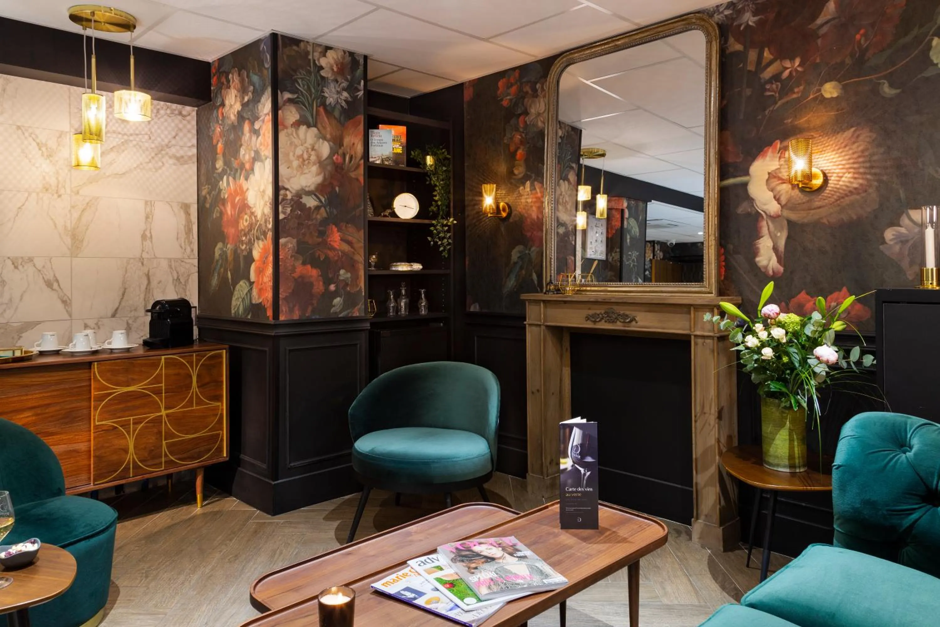 Living room in Hôtel Edmond W Lyon Part-Dieu