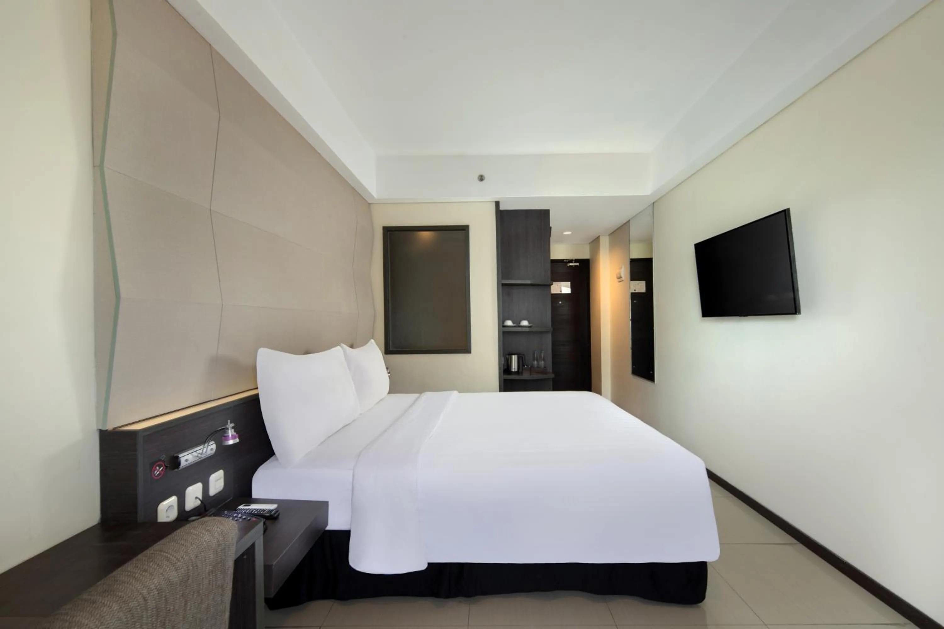 Bed in Fashion Hotel Legian