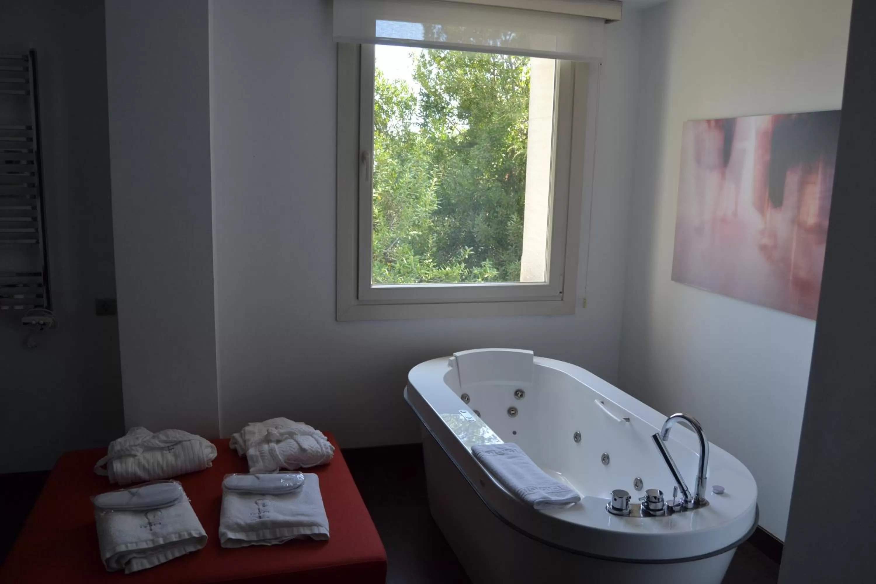 Hot Tub in Hotel Ferrero - Singular's Hotels