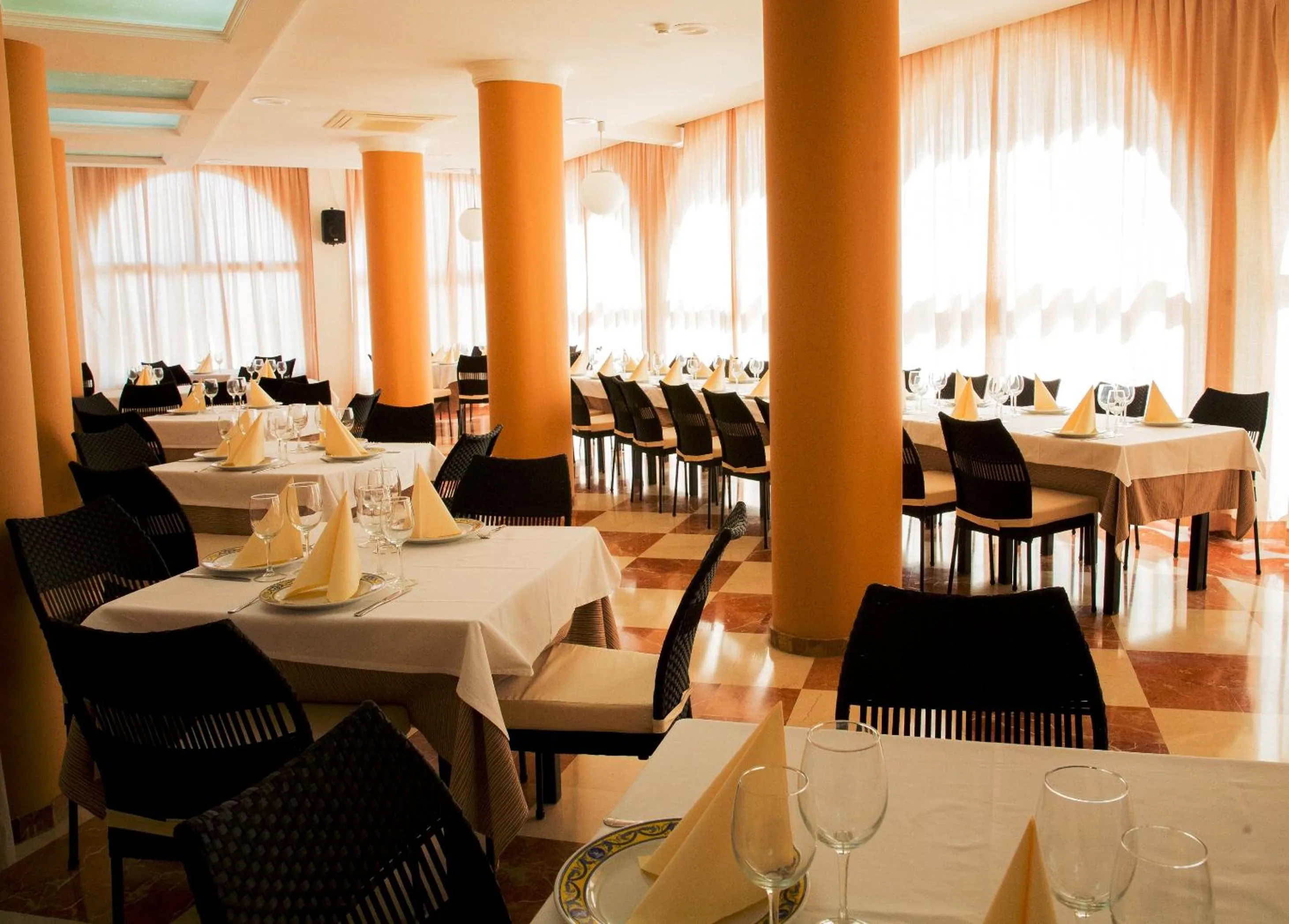 Restaurant/places to eat in Hotel Guardamar