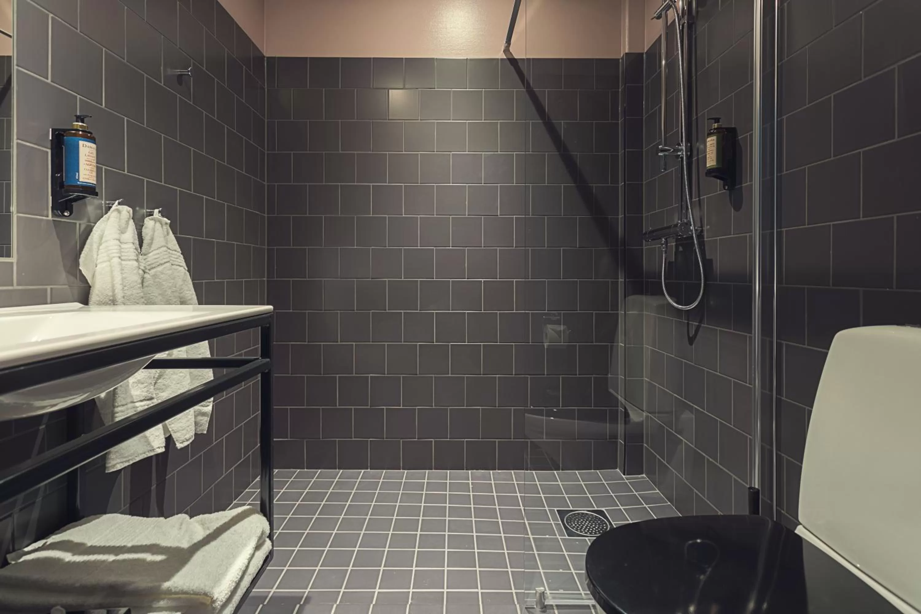 Bathroom in Best Western Plus Hus 57