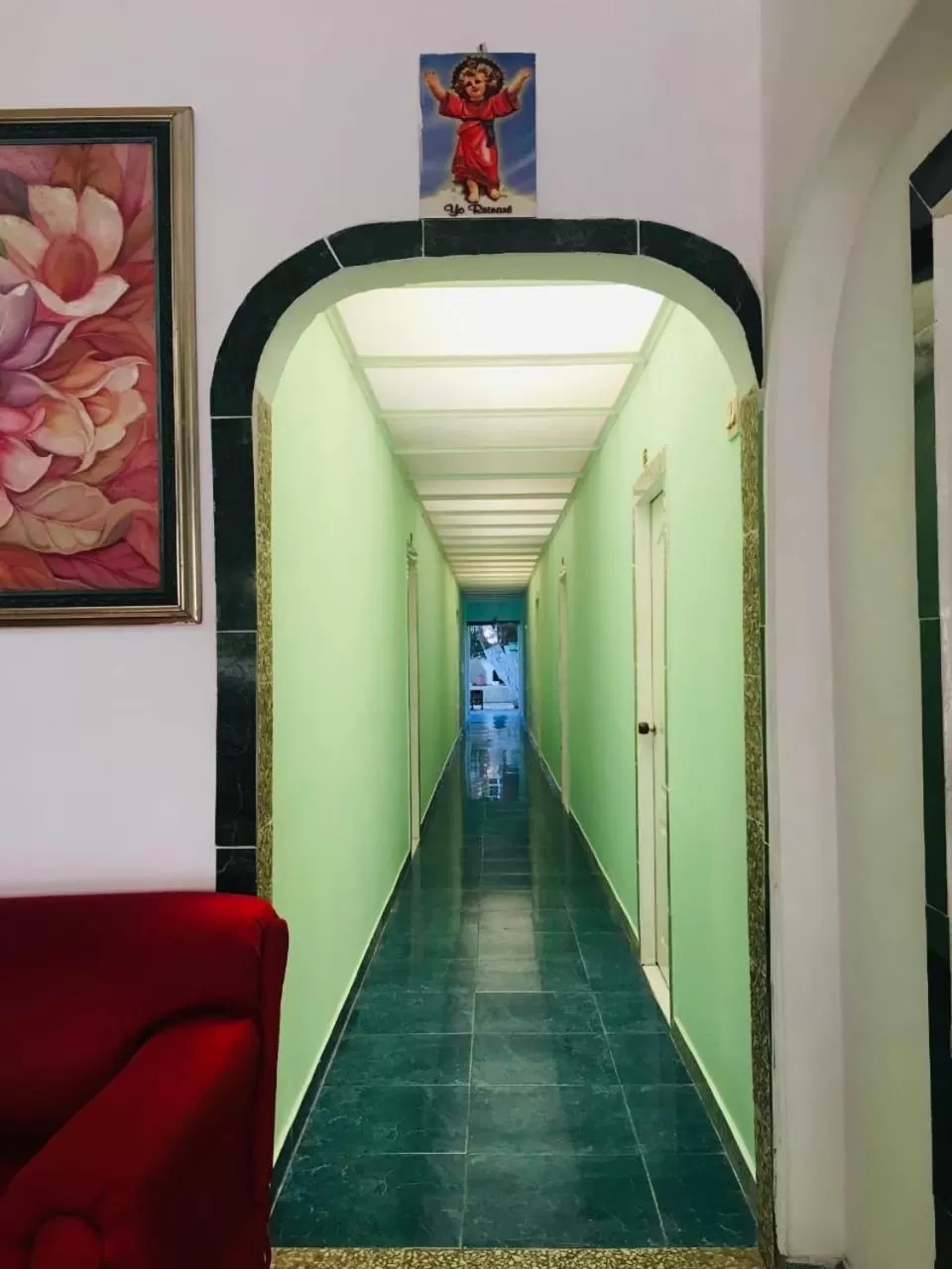 Tita’s Airport Hotel