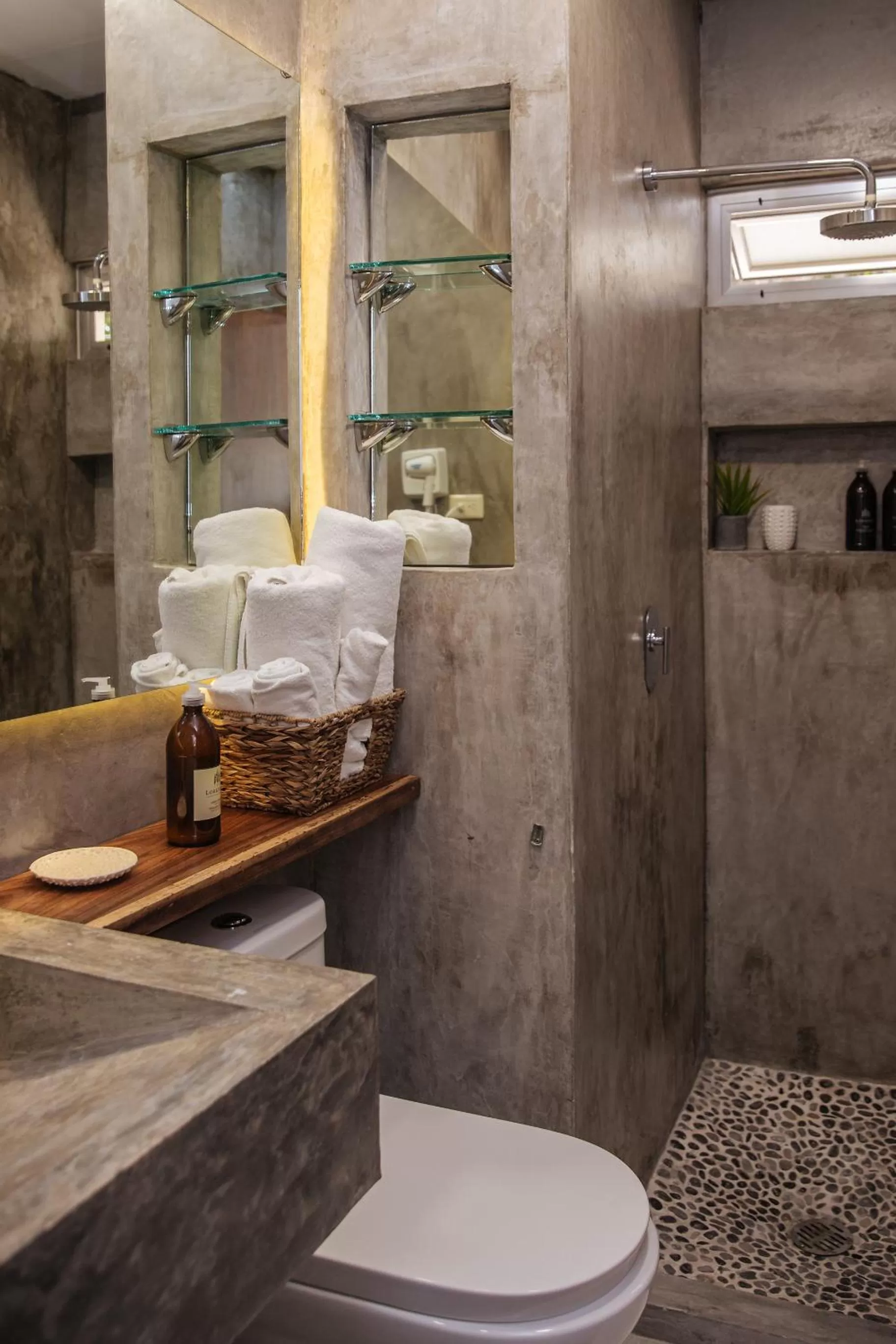 Bathroom in Villas H2O