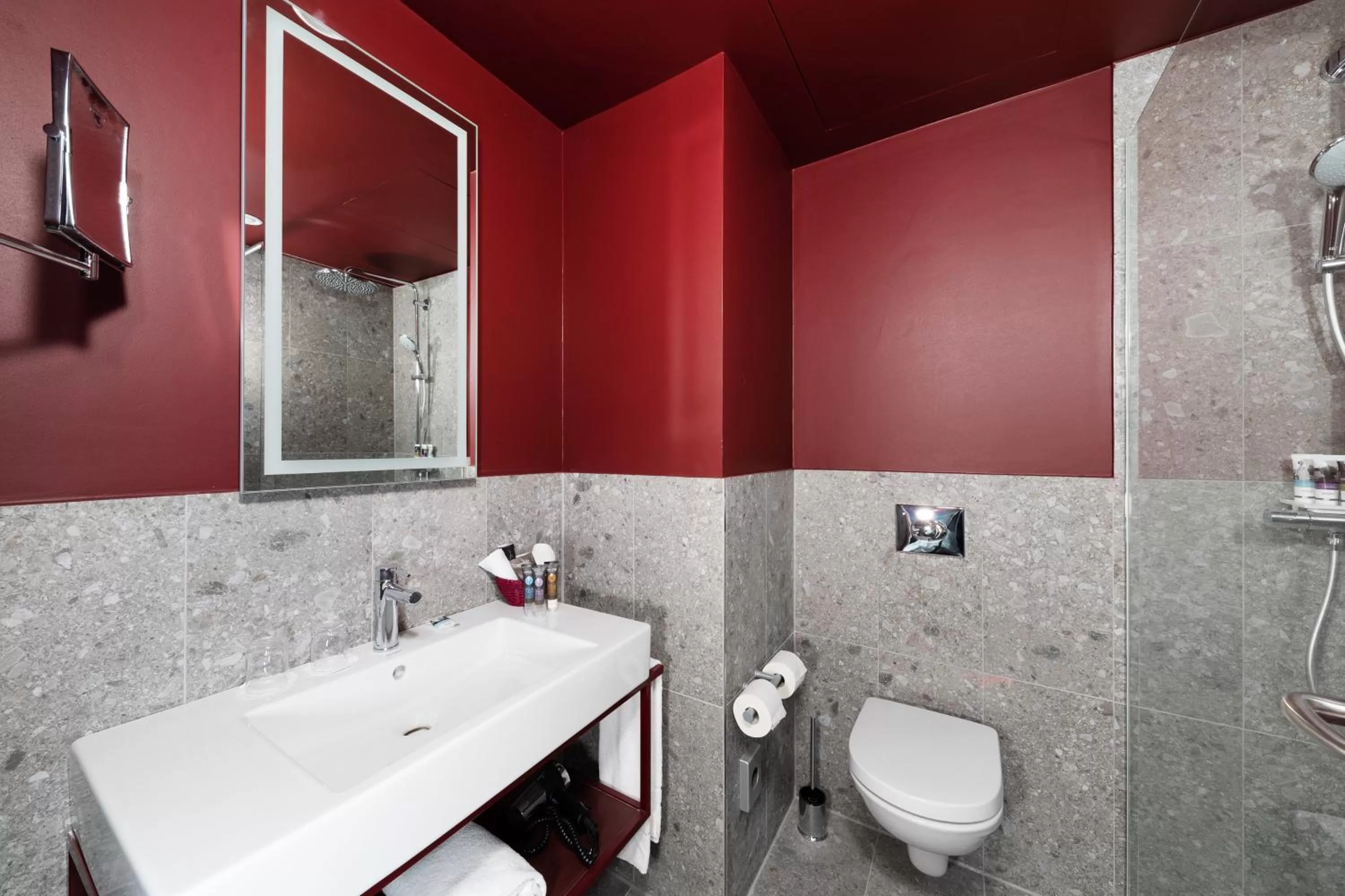 Bathroom in Novotel Münster City