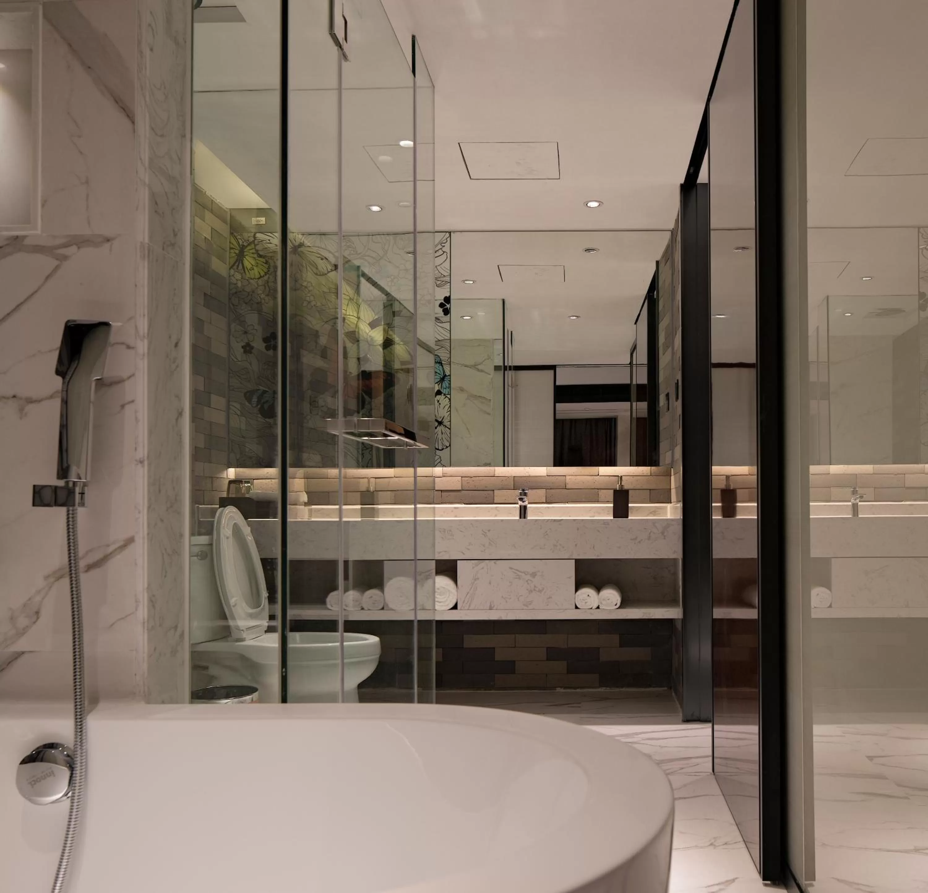 Shower in Paco Hotel GuangZhou Zoo Metro Branch