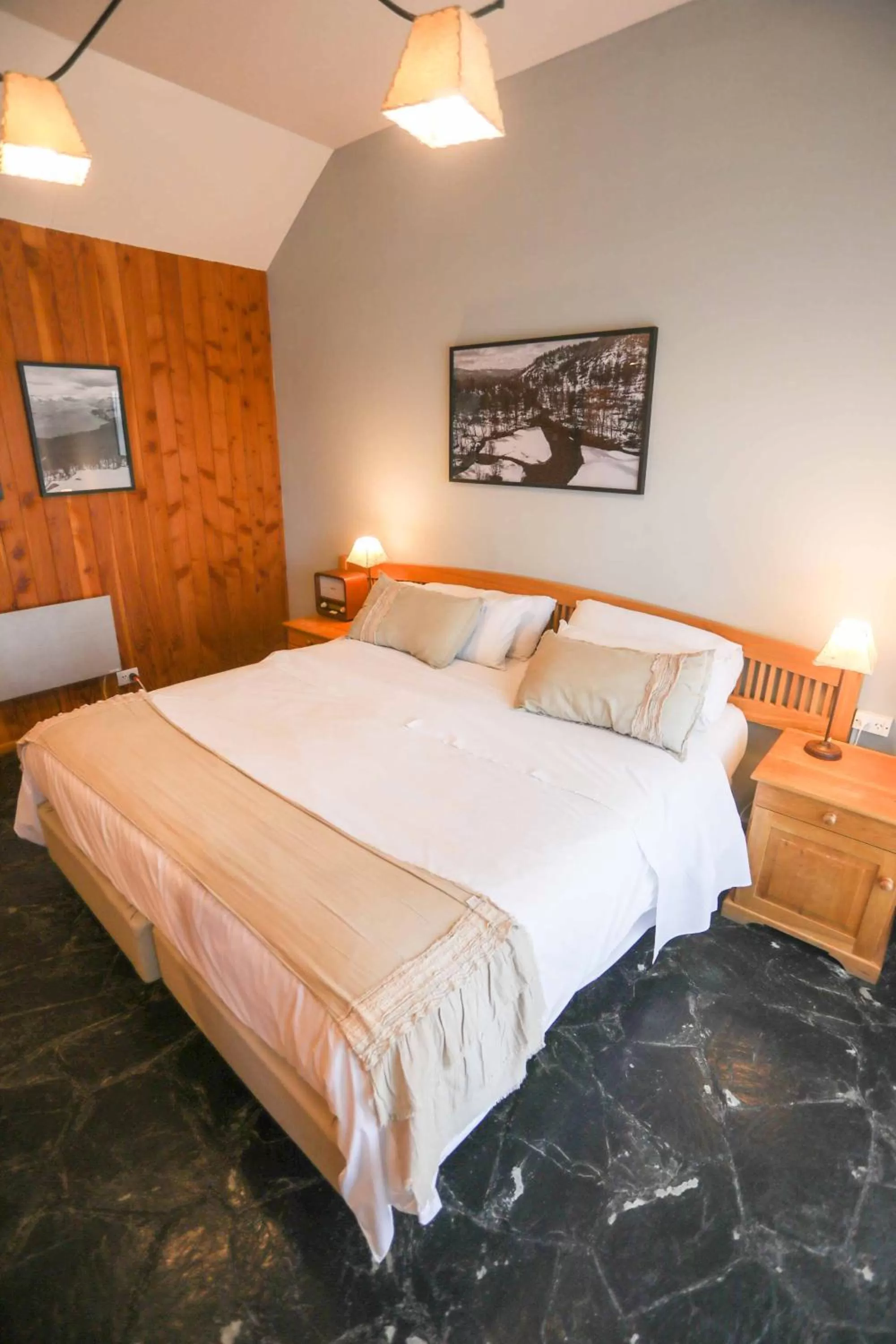 Bed in Arrayan Lake View Mountain Lodge & Casa De Te Arrayan