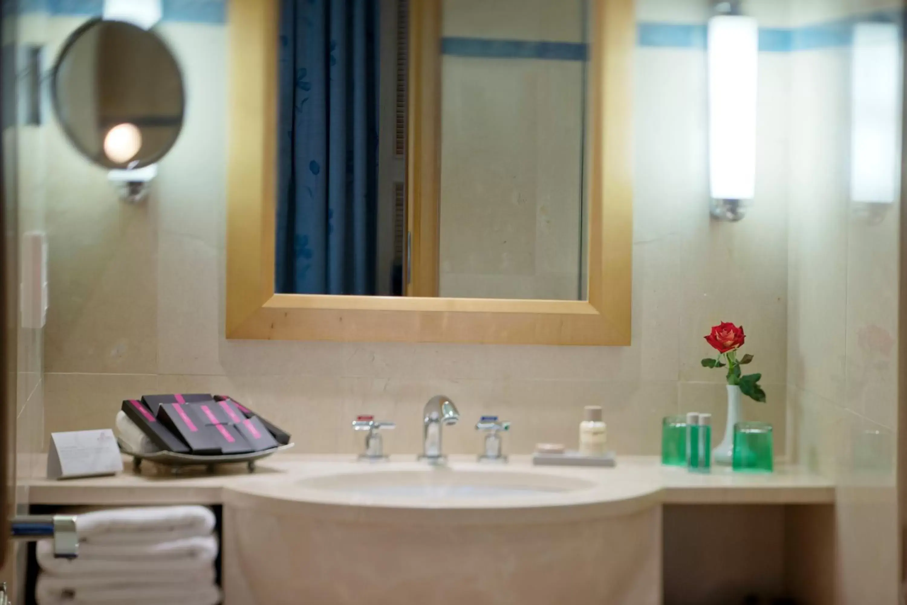 Executive Room with Sea View - single occupancy in Le Royal Hotel - Beirut Executive Room with Sea View - single occupancy in Le Royal Hotel - Beirut