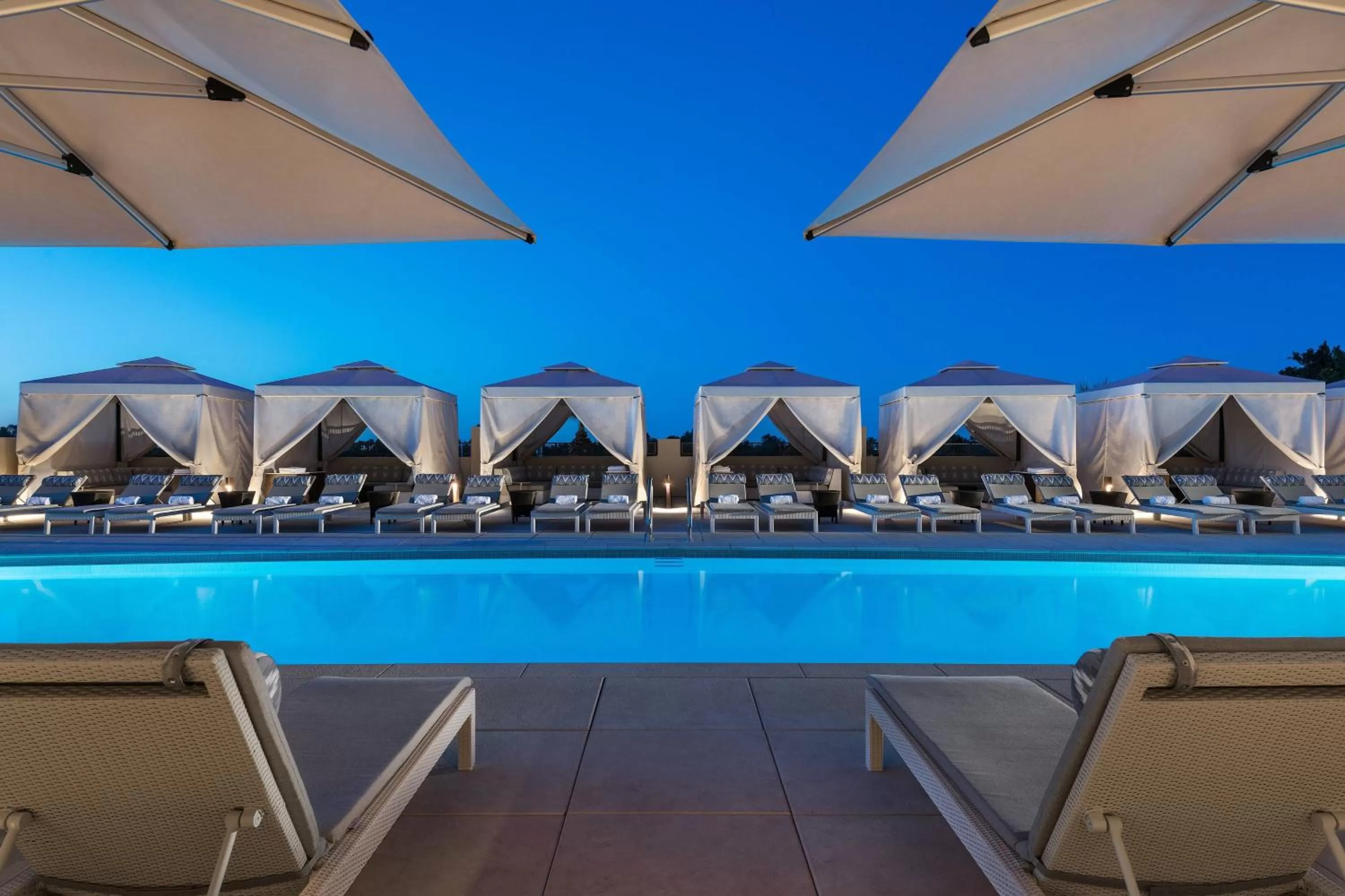Swimming pool in The Phoenician, a Luxury Collection Resort, Scottsdale