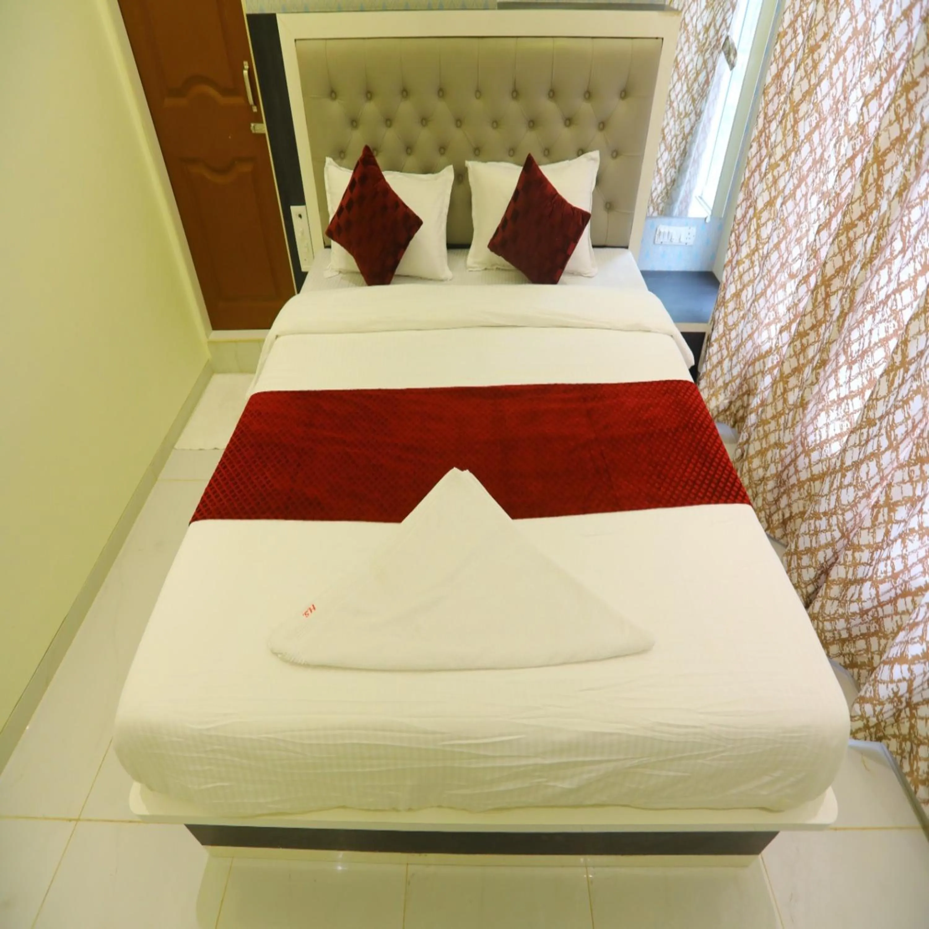 Bed in Hotel Sai Siddhi Inn - MIDC Industrial Area, Mahape Navi Mumbai