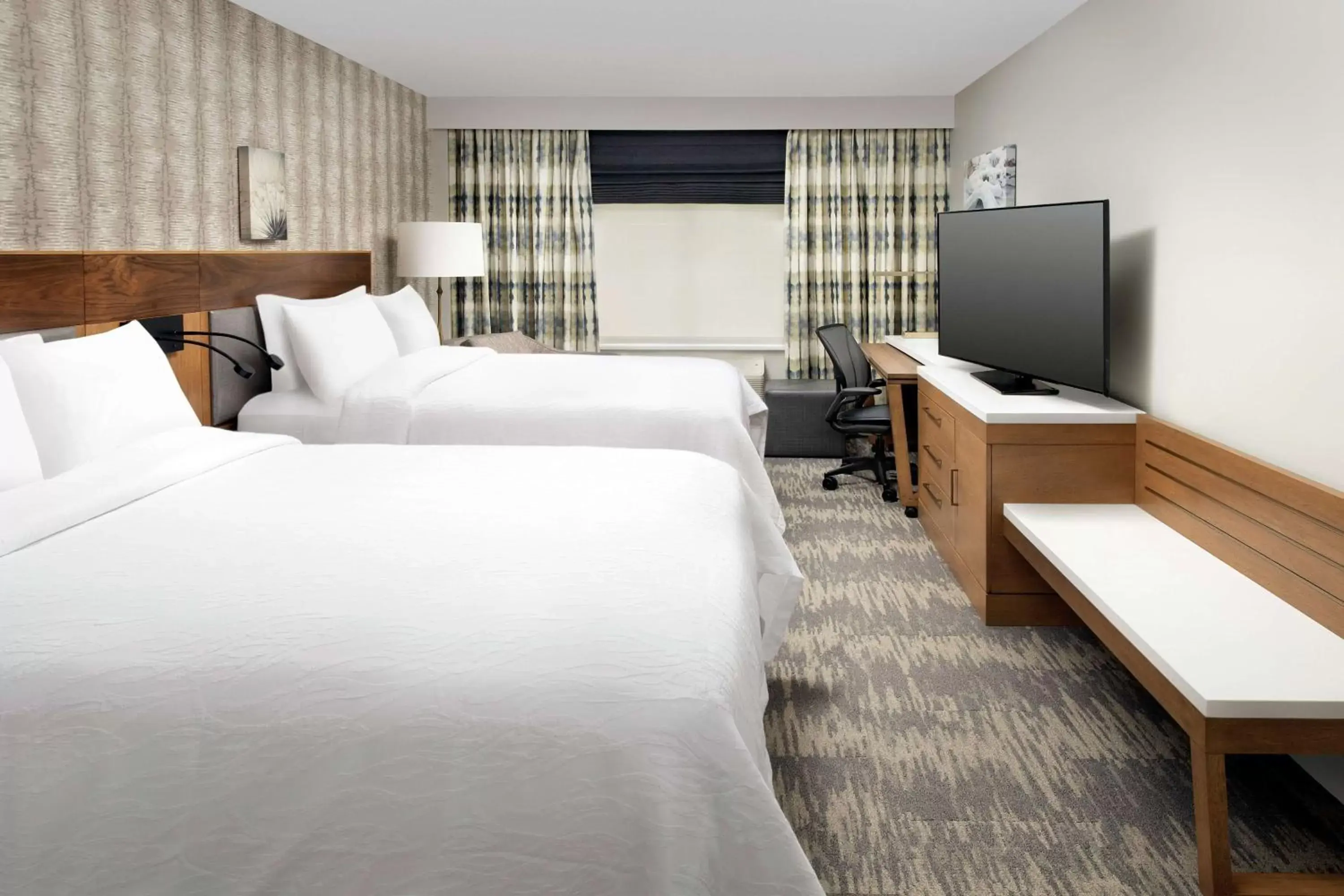 Queen Room with Two Queen Beds in Hilton Garden Inn Westchester Dobbs Ferry Queen Room with Two Queen Beds in Hilton Garden Inn Westchester Dobbs Ferry