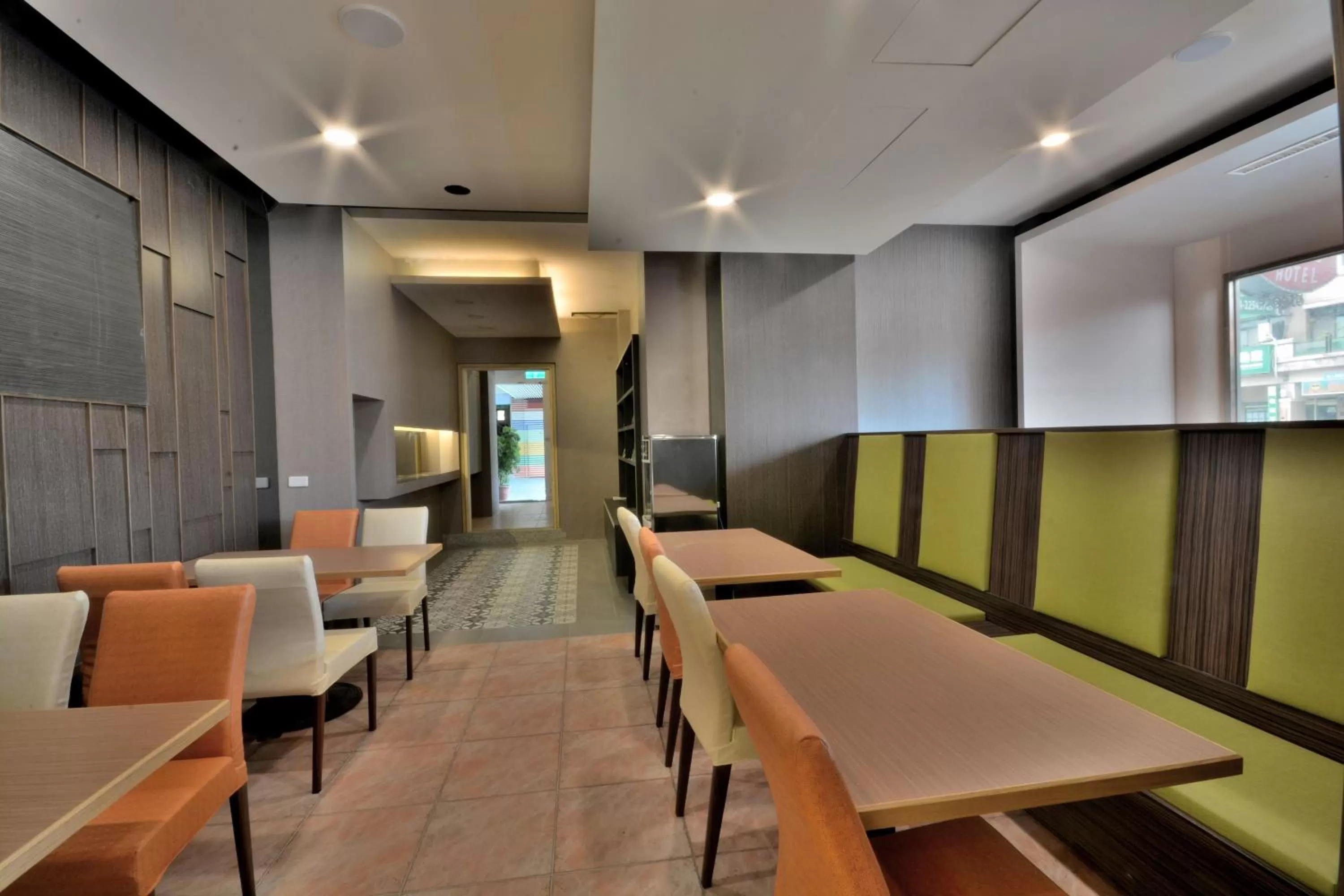 Restaurant/places to eat in 合樂商旅 He&Le