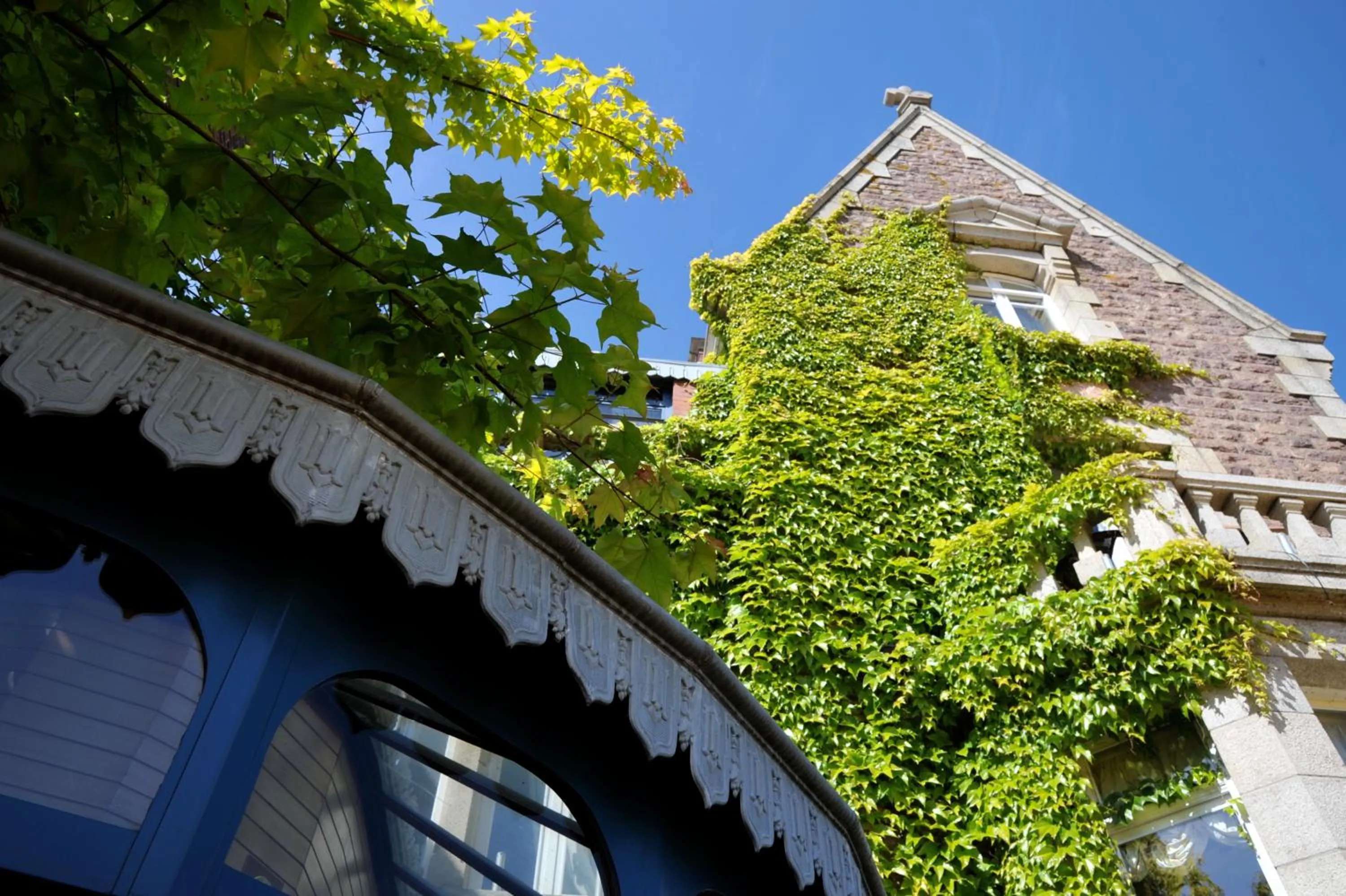 Decorative detail in Hotel K'Loys