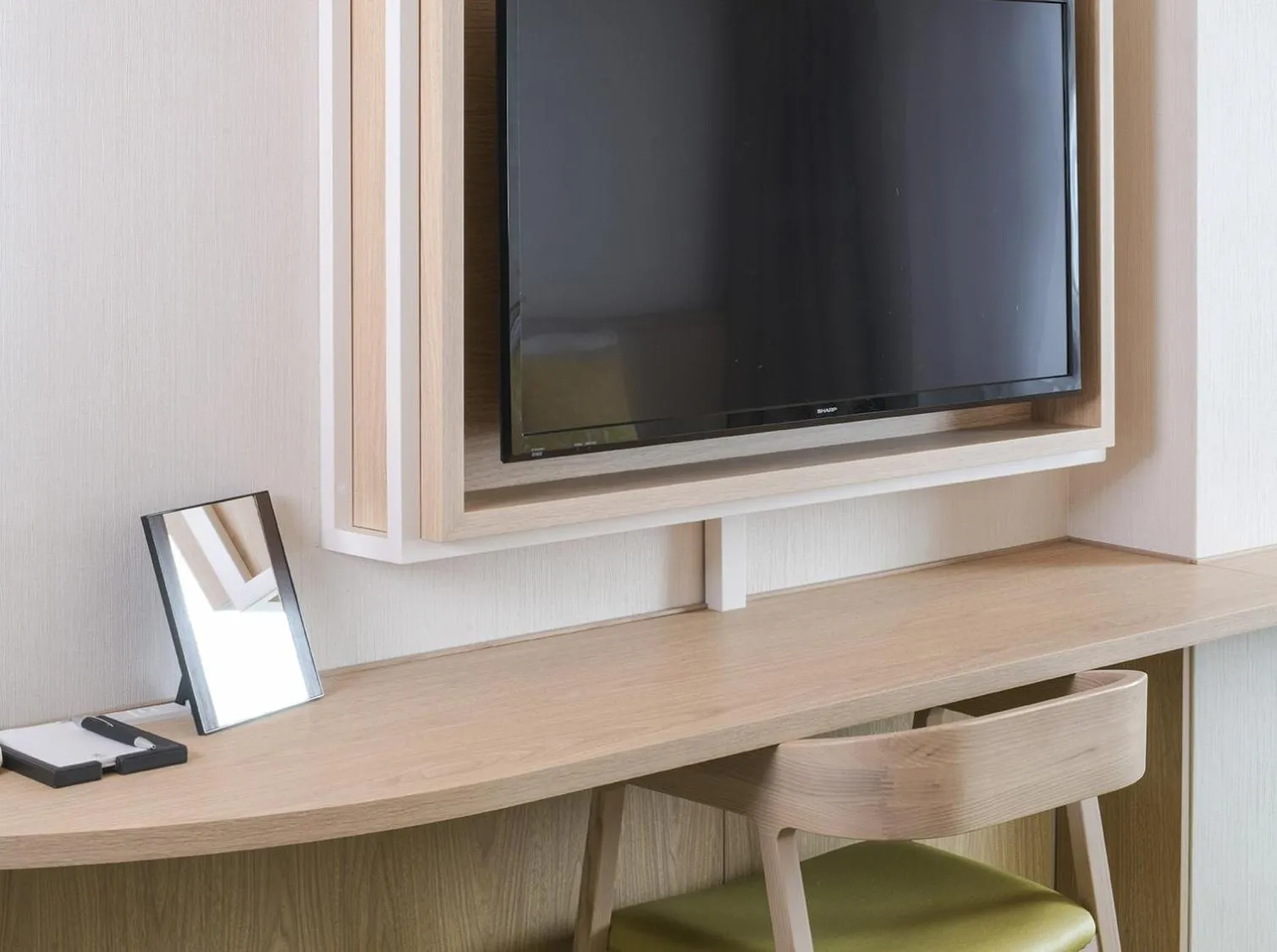 TV and multimedia in Vessel Hotel Kumamoto Airport