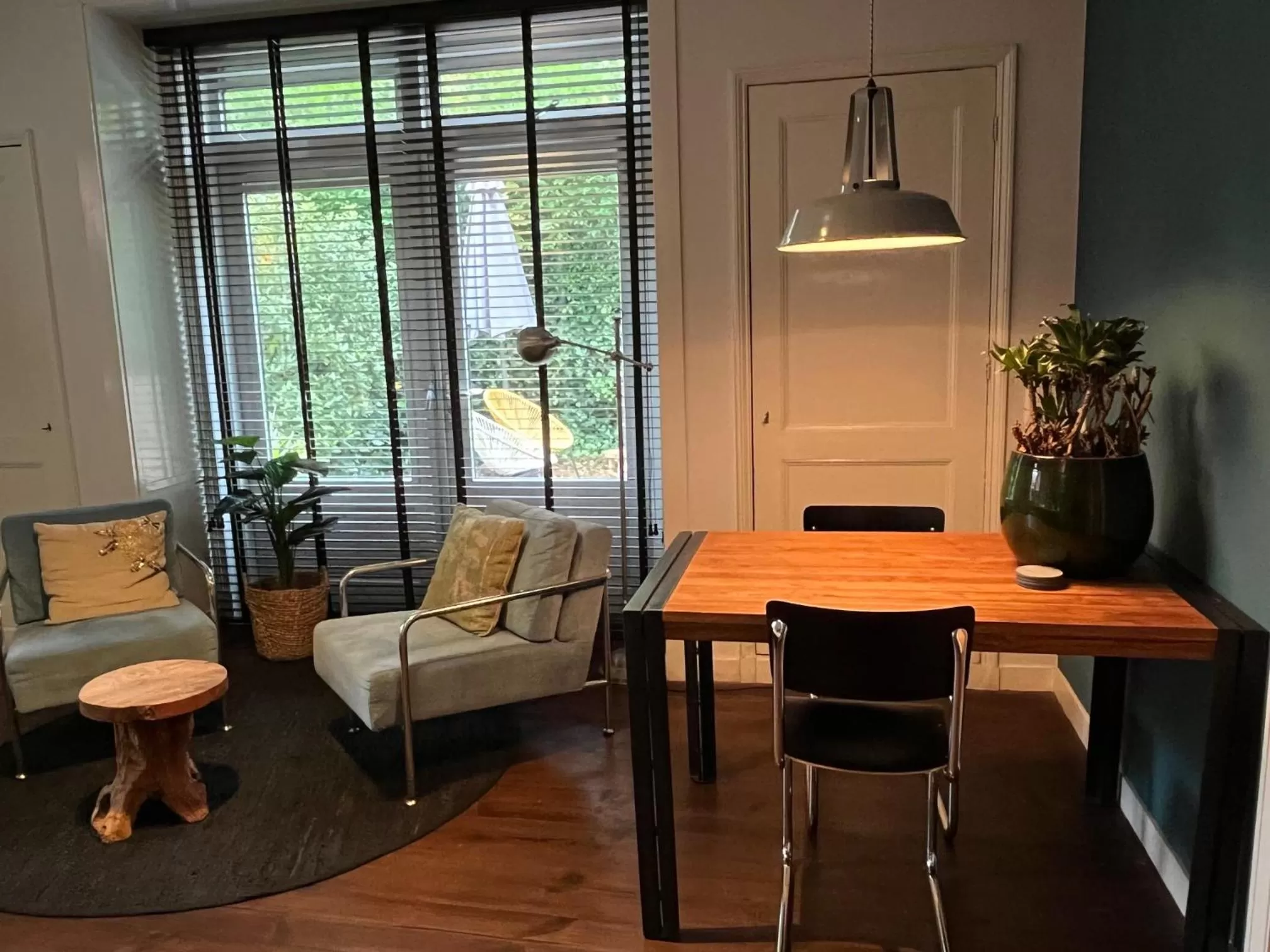 Seating Area in Stadslogement Westersingel