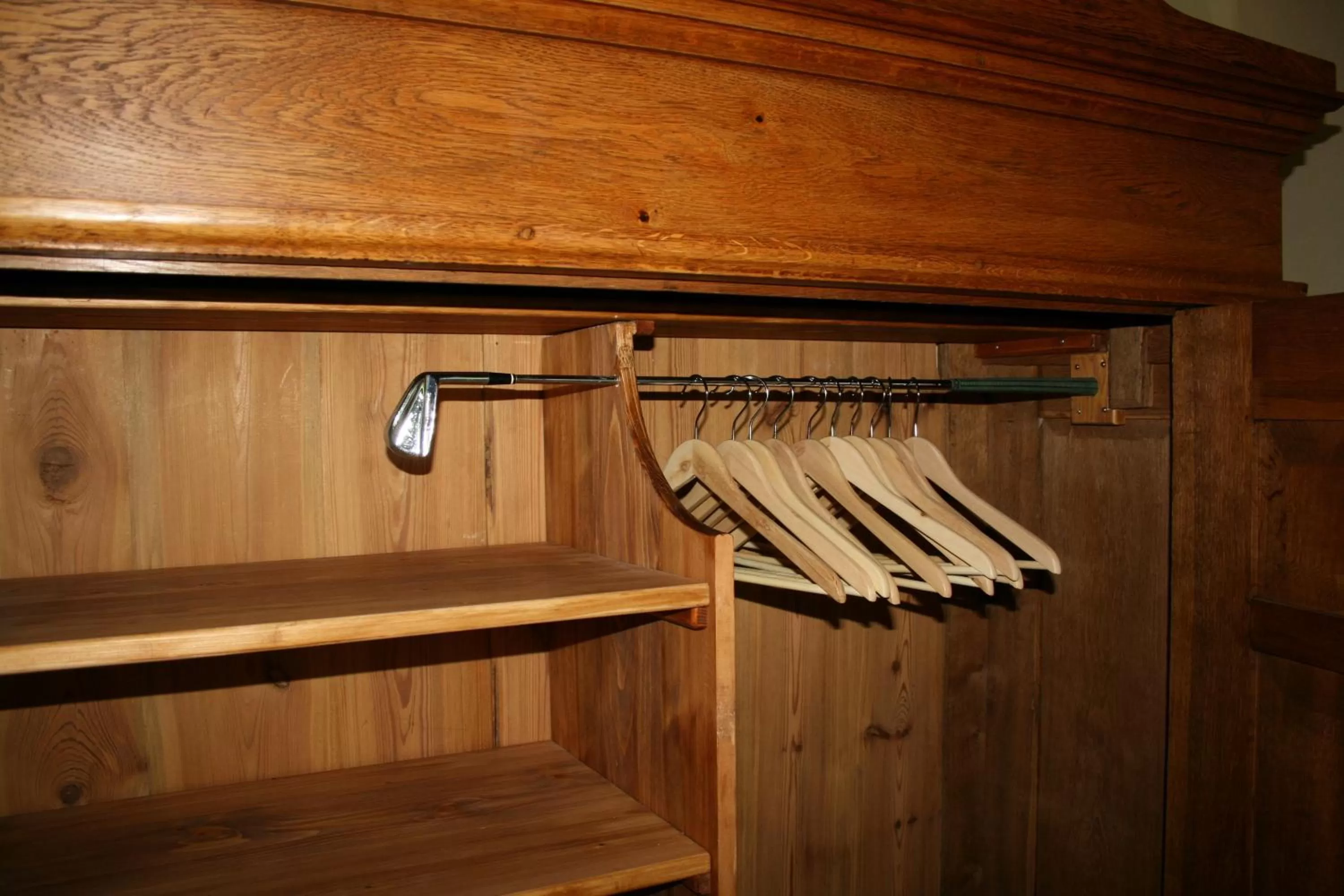 Decorative detail in Plumbohms ECHT-HARZ-HOTEL