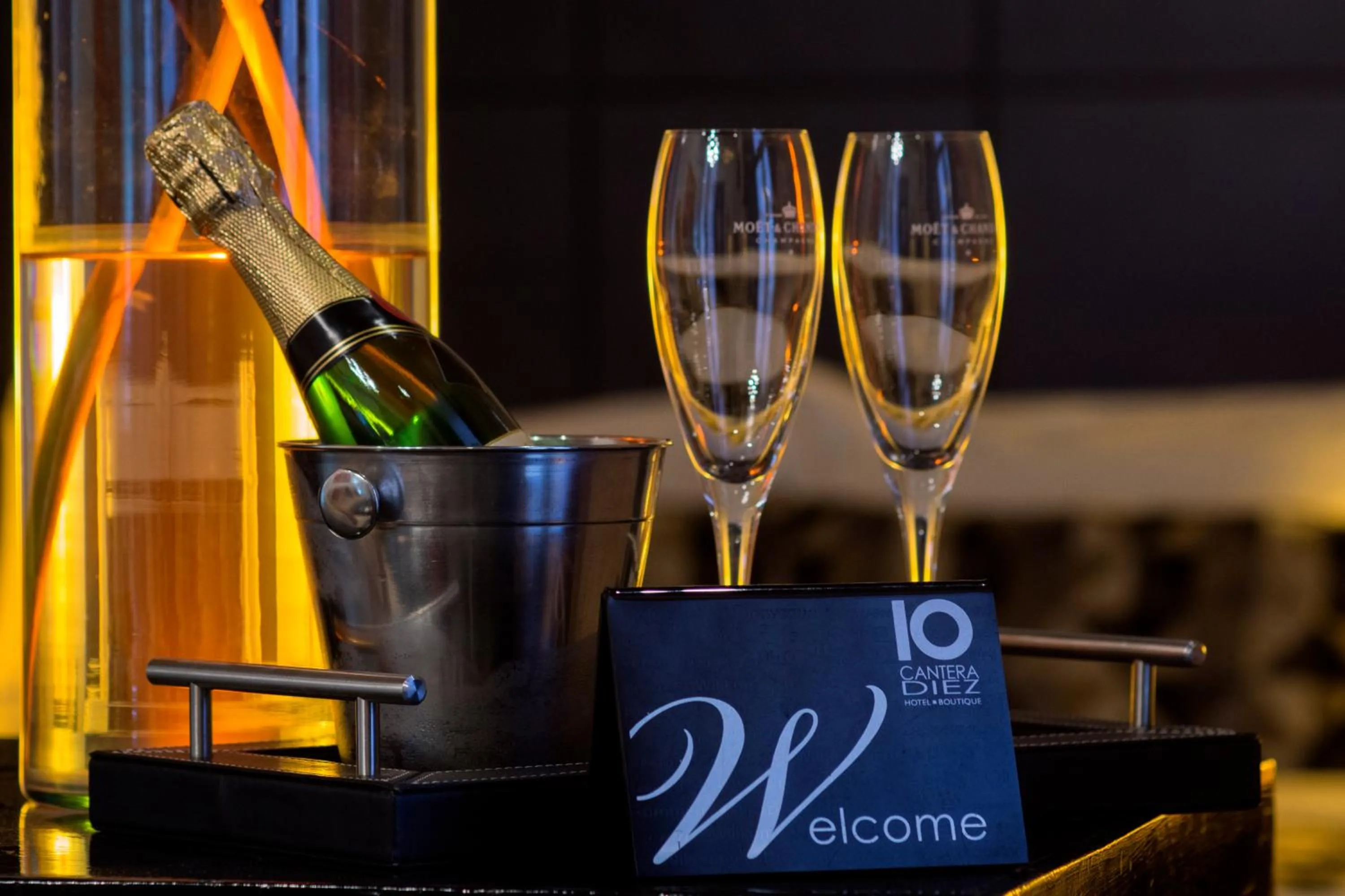 Alcoholic drinks in Cantera 10 Hotel Boutique