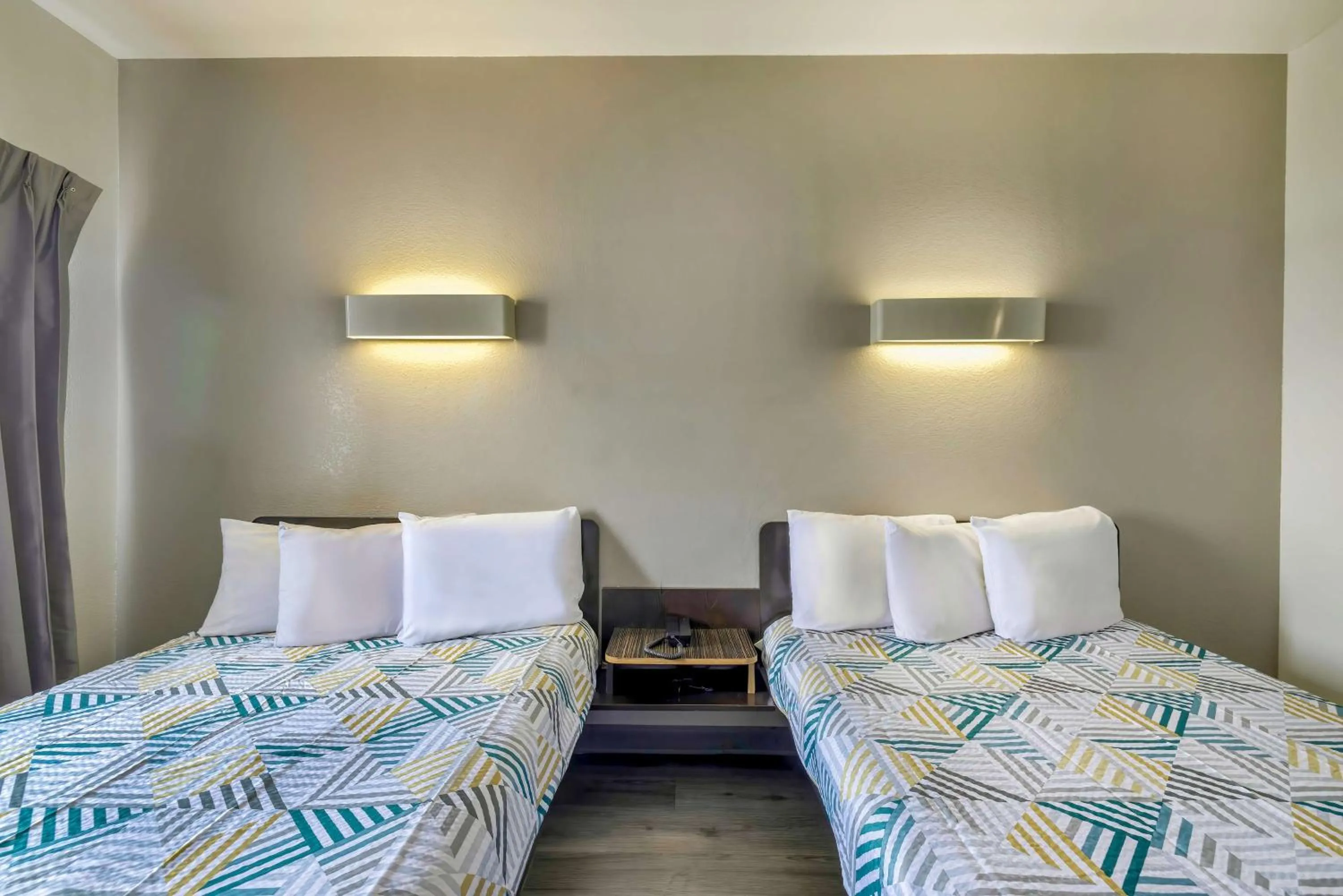 Bedroom, Bed in Motel 6-Cedar Park, TX