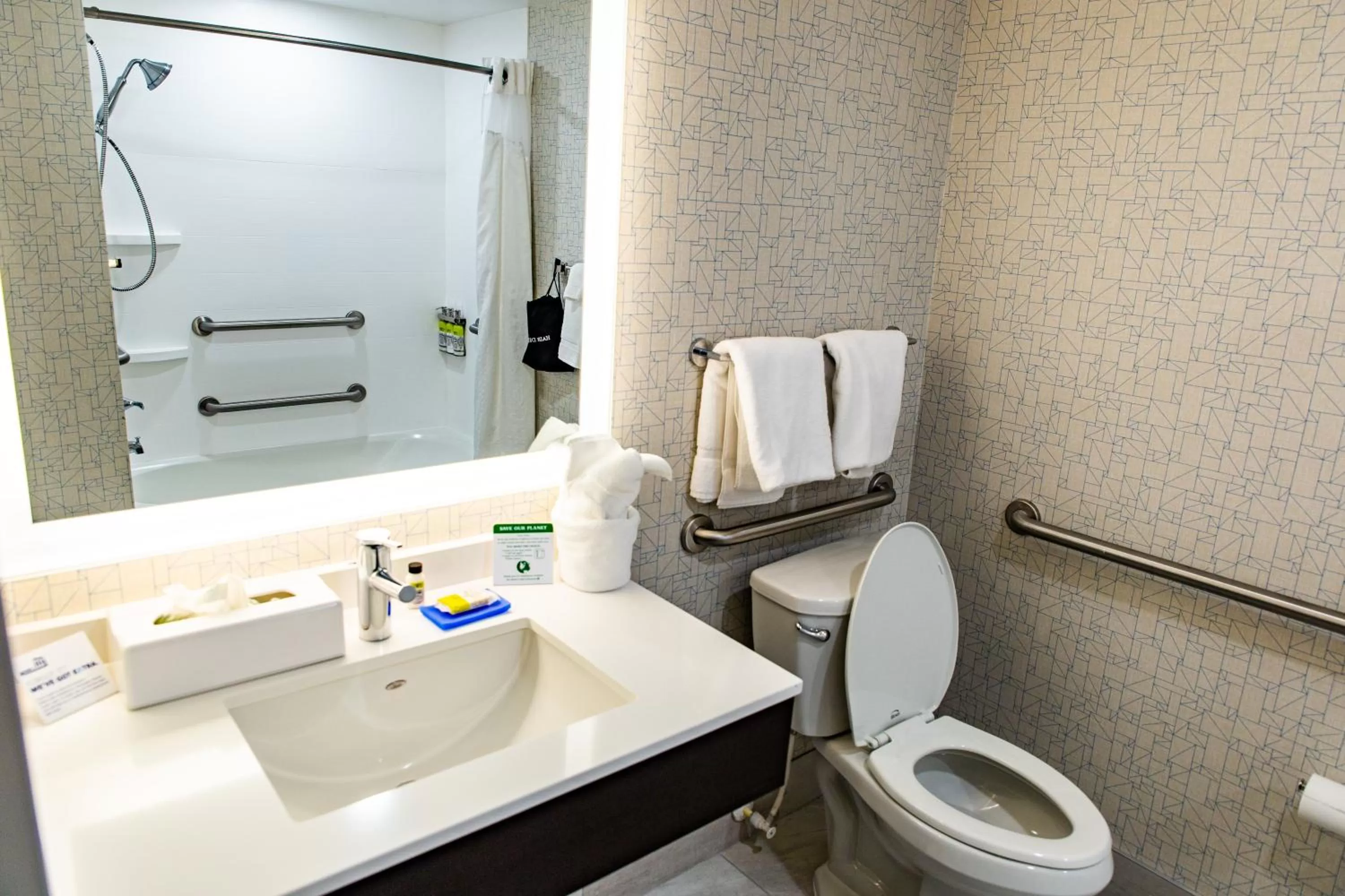 Bathroom in Holiday Inn Express - Columbus - Dublin by IHG