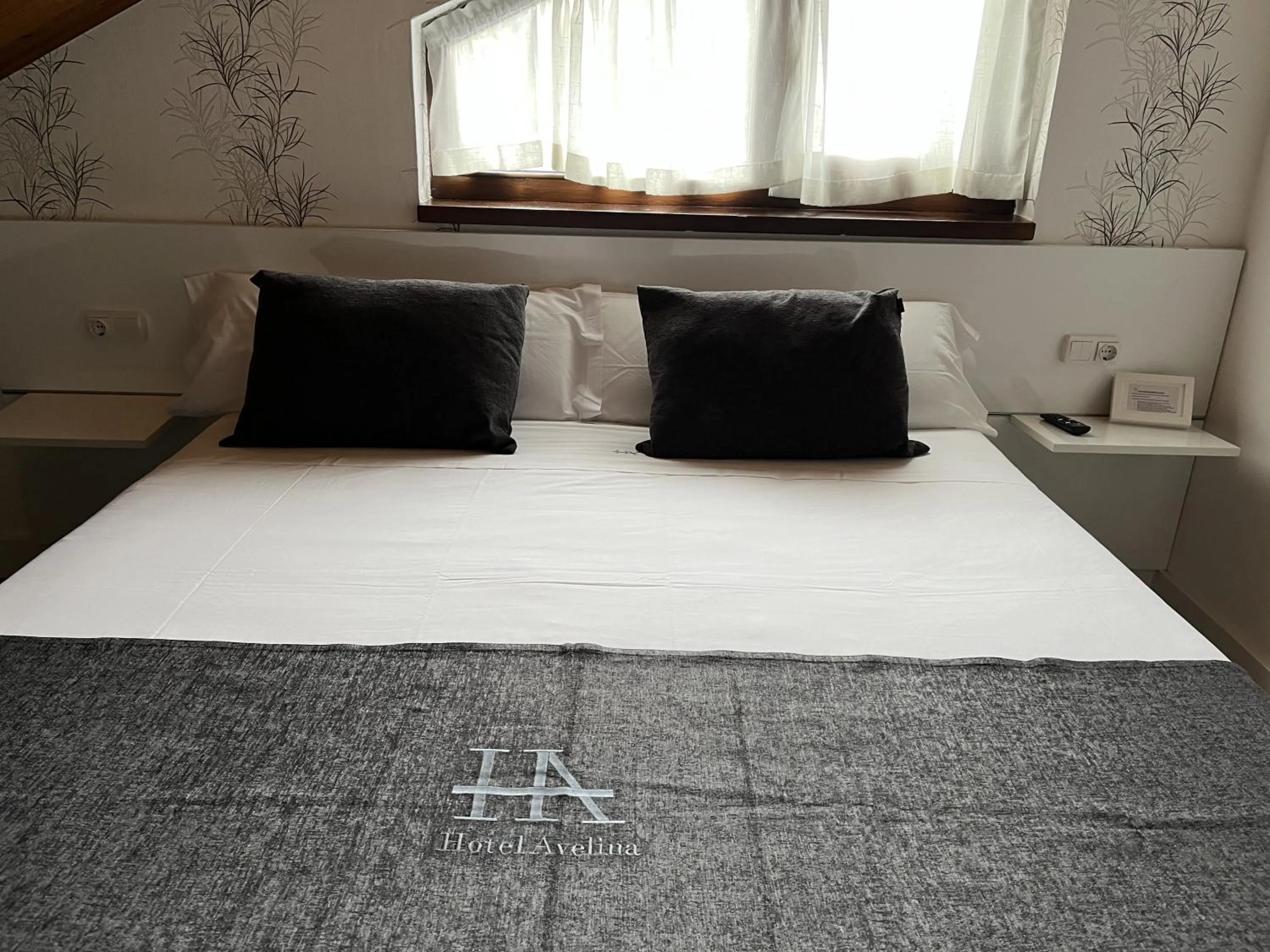 Bed in Hotel Avelina