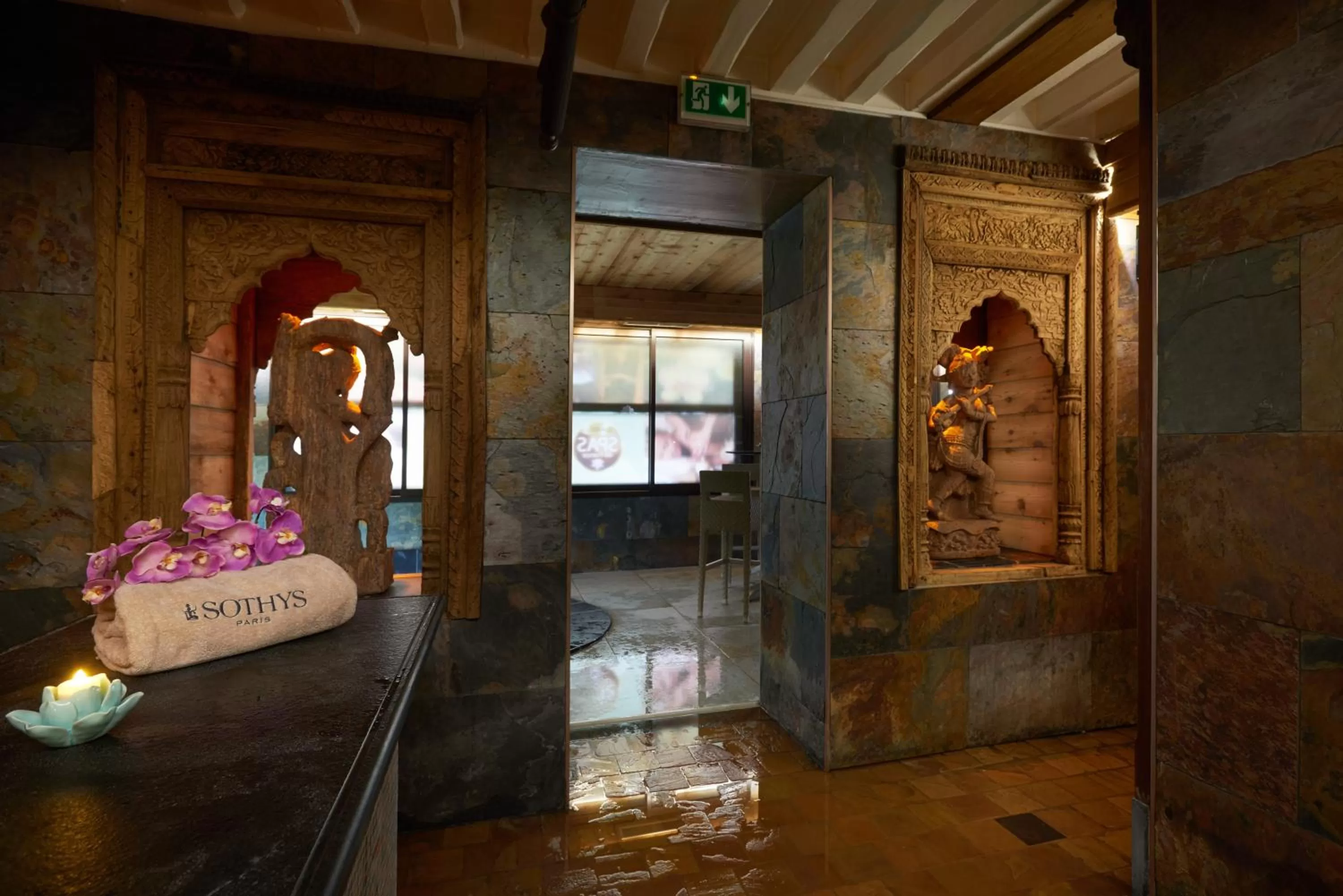 Spa and wellness centre/facilities in Hotel et Spa Le Lion d'Or